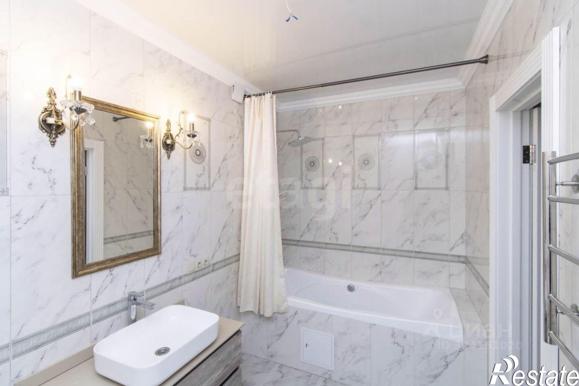 Купить квартиру за 11 500 000 рублей на ул Котельщиков, 19