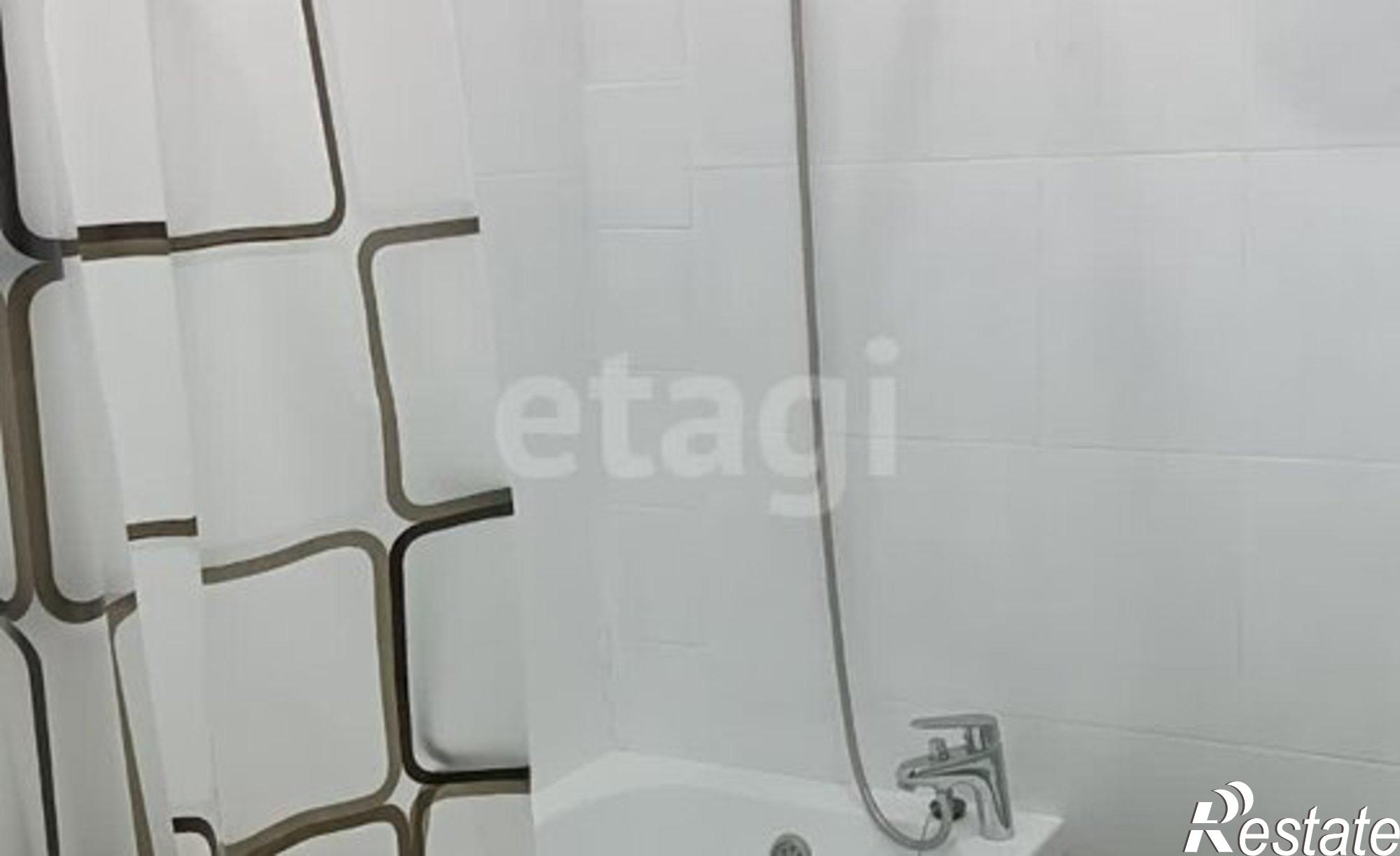 Купить квартиру за 5 400 000 рублей на улица Муравленко, 3 к1