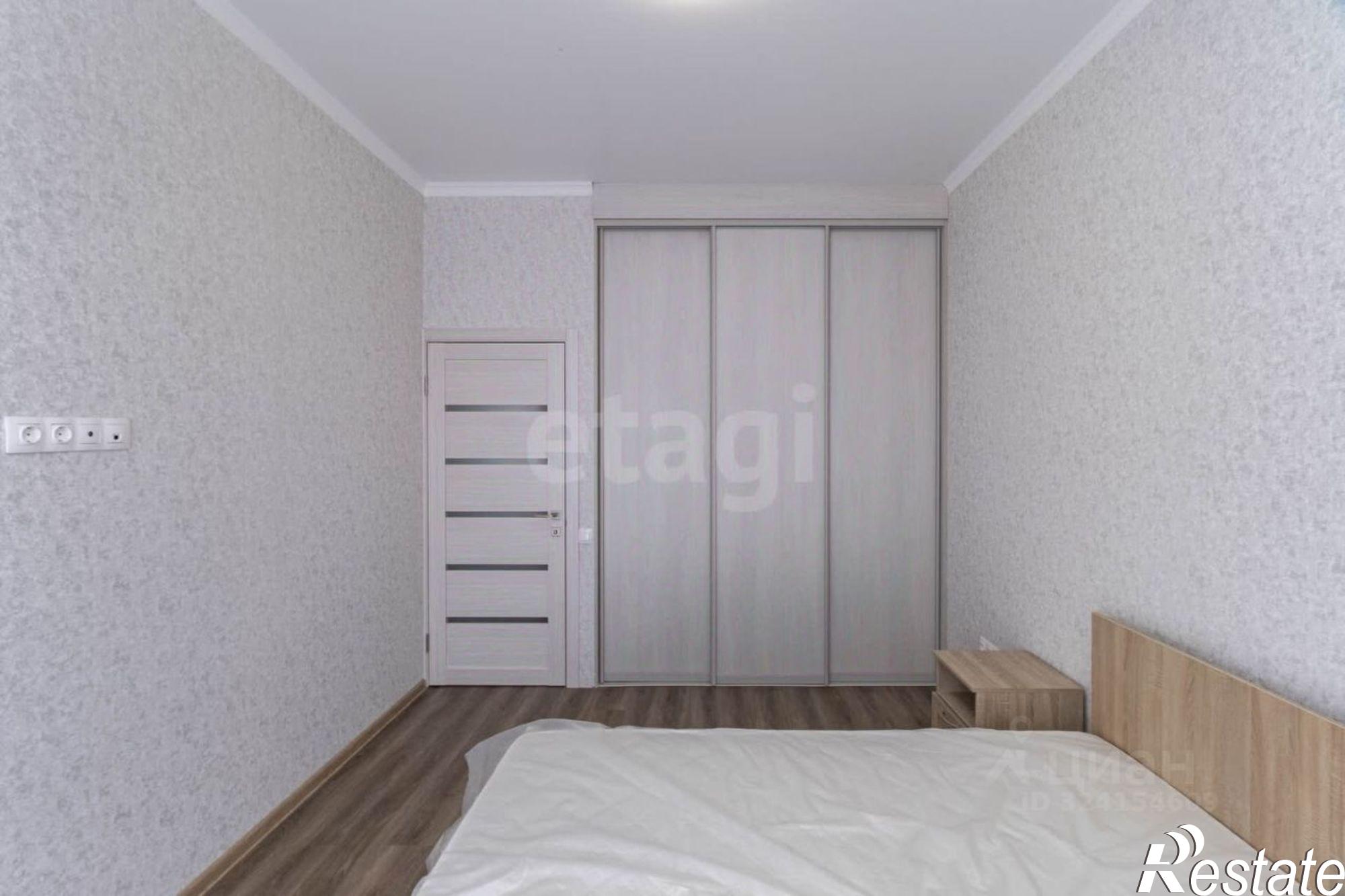 Сдать квартиру за 40 000 рублей на улица Павла Никольского, 12