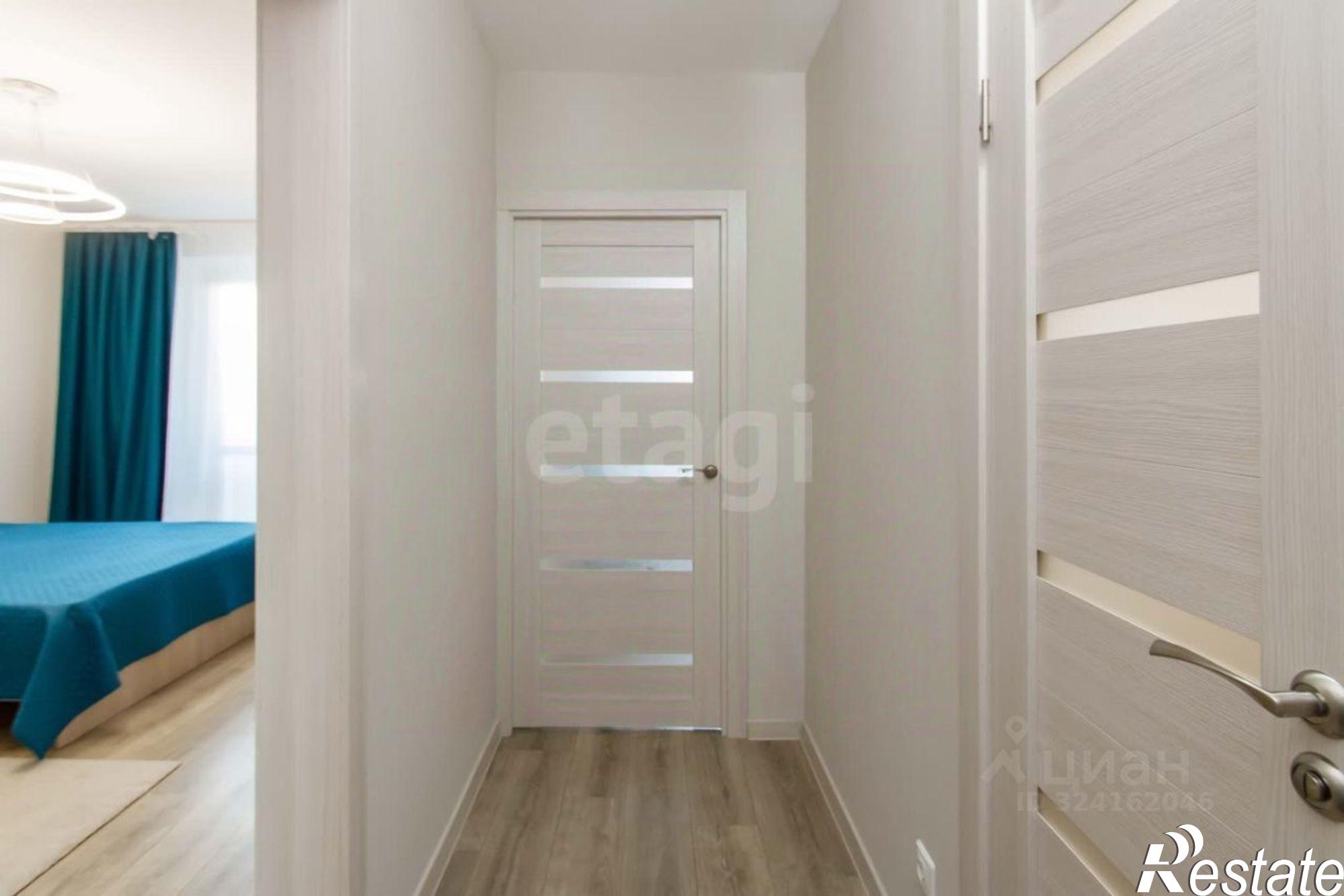 Сдать квартиру за 27 000 рублей на улица Монтажников, 42А