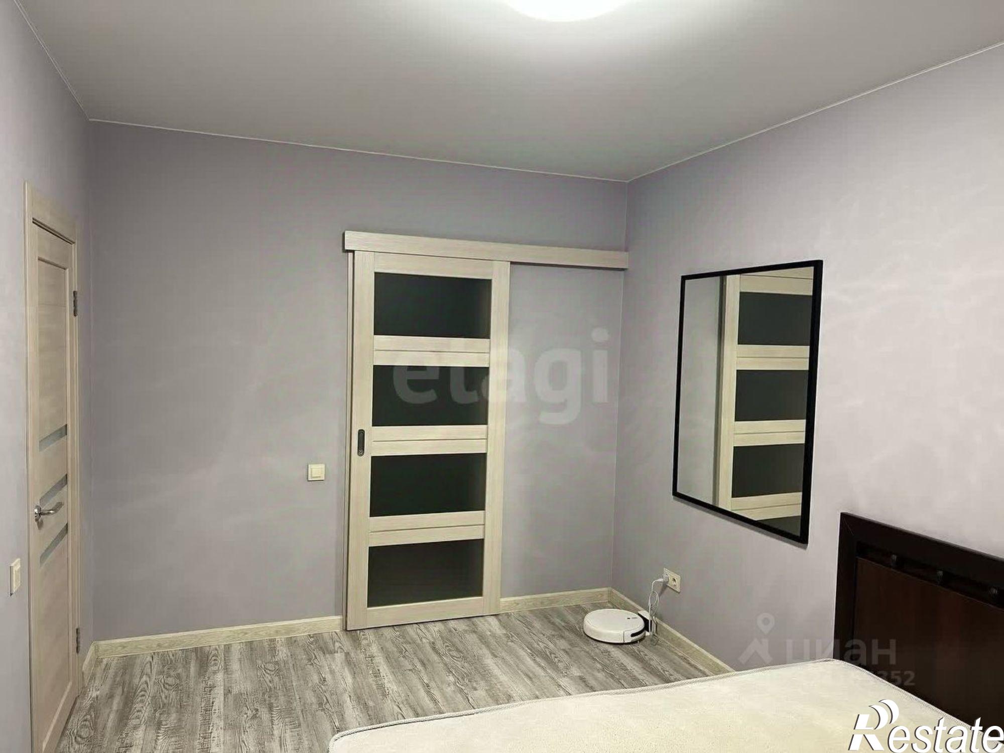 Сдать квартиру за 30 000 рублей на Интернациональная улица, 199 к1