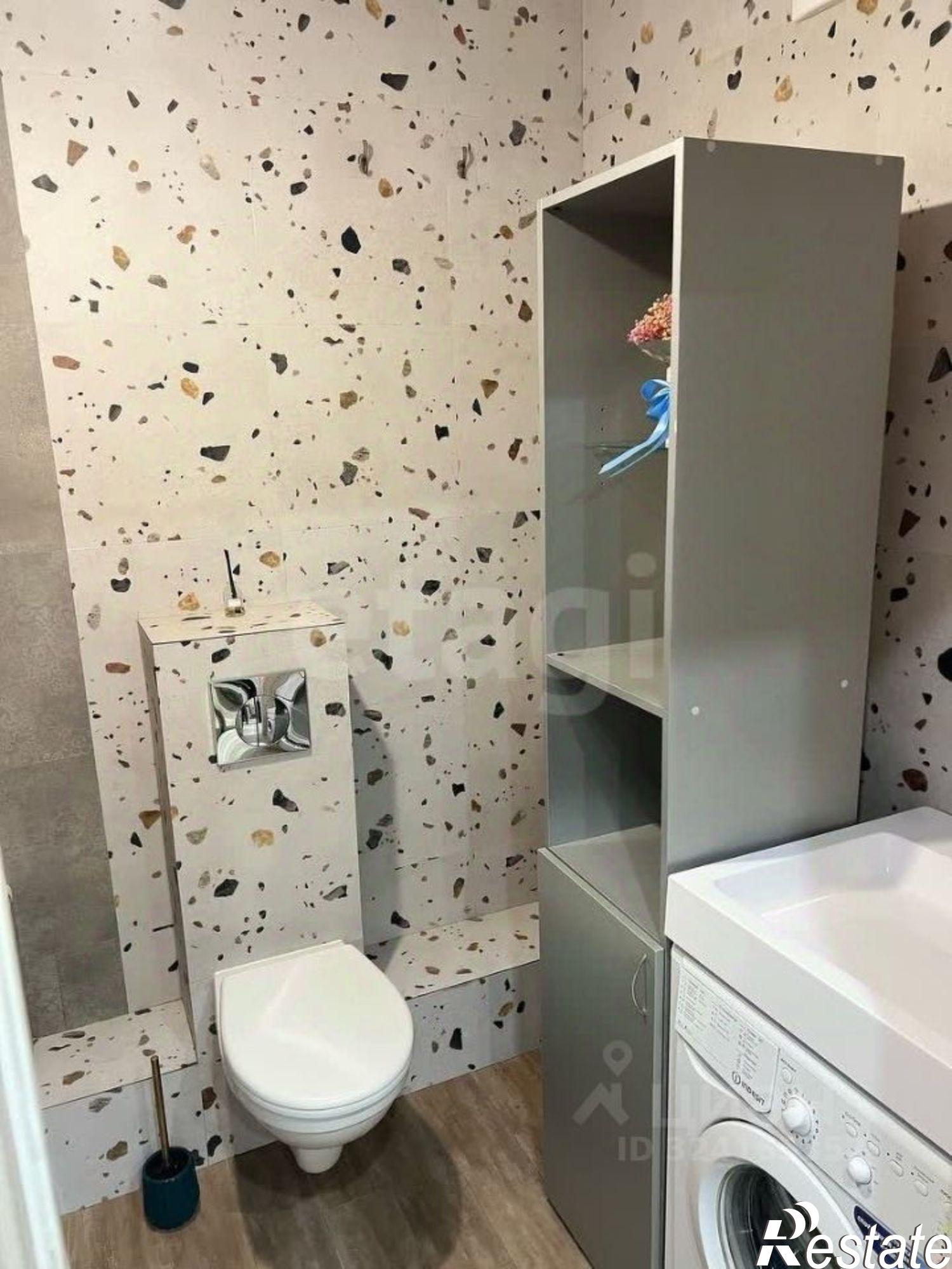 Сдать квартиру за 30 000 рублей на Интернациональная улица, 199 к1