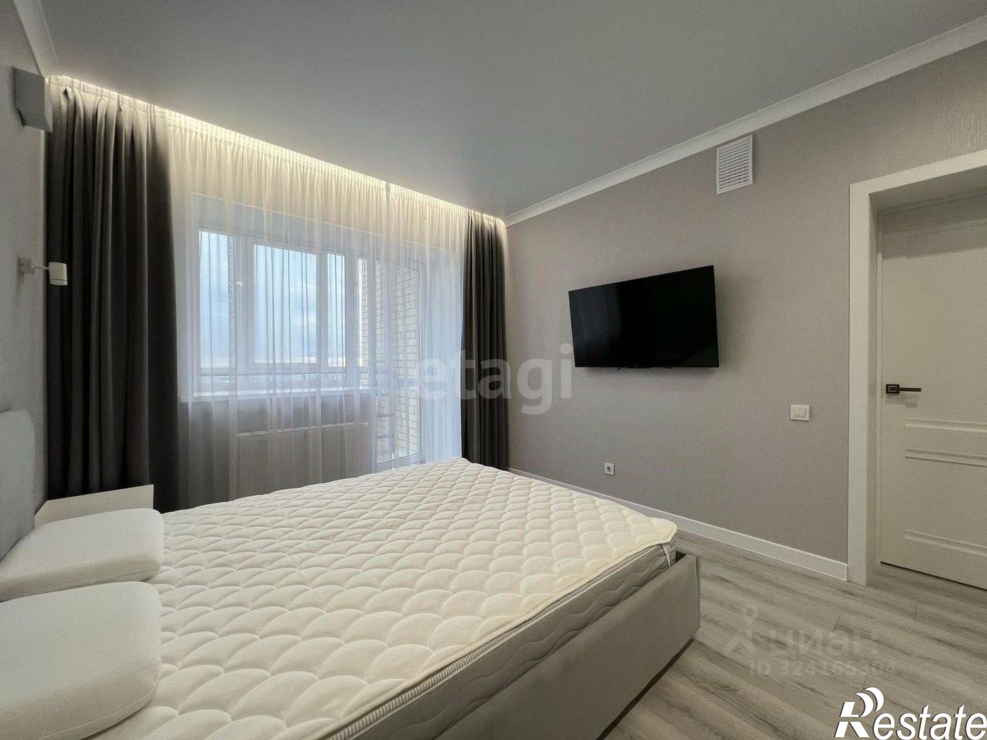 Сдать квартиру за 38 000 рублей на ул Мельникайте, 150