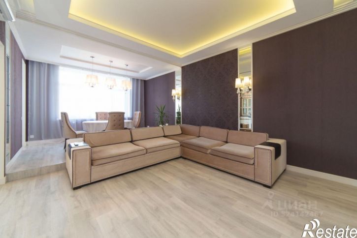 3-комн квартира ул Малыгина, 90,  д. 90