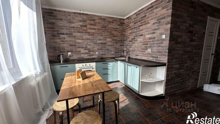 2-комн квартира улица Маршака, 5,  д. 5