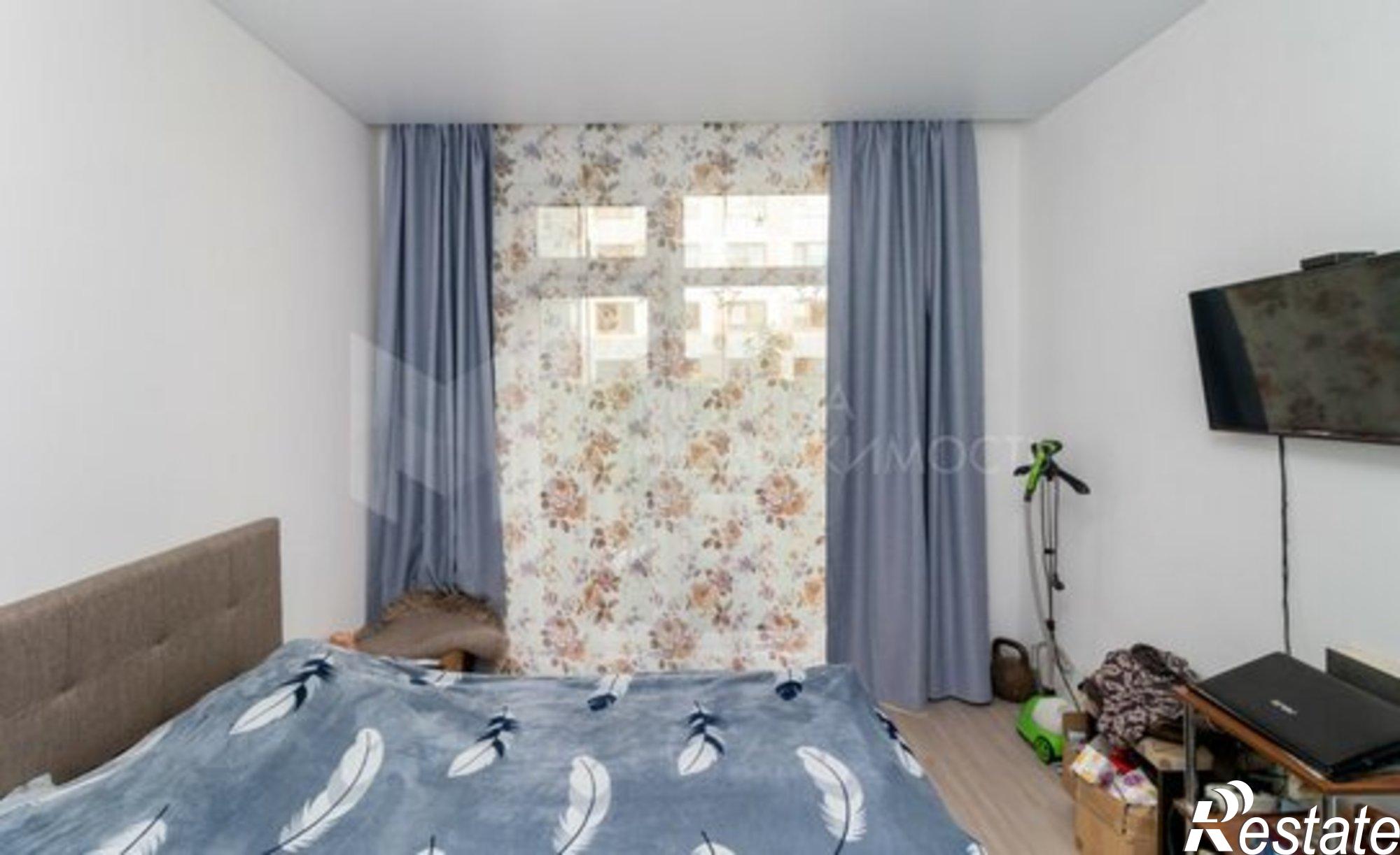 Купить квартиру за 8 000 000 рублей на Стройотрядовская улица, 12