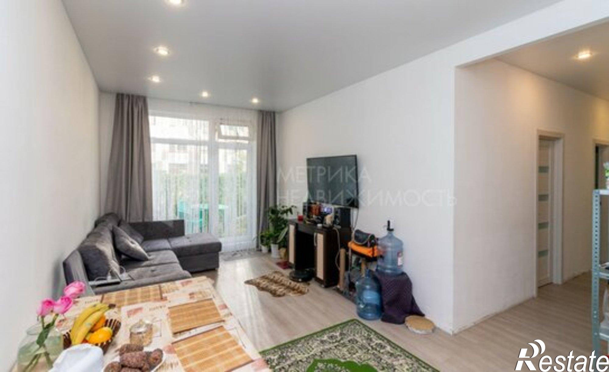 Купить квартиру за 8 000 000 рублей на Стройотрядовская улица, 12