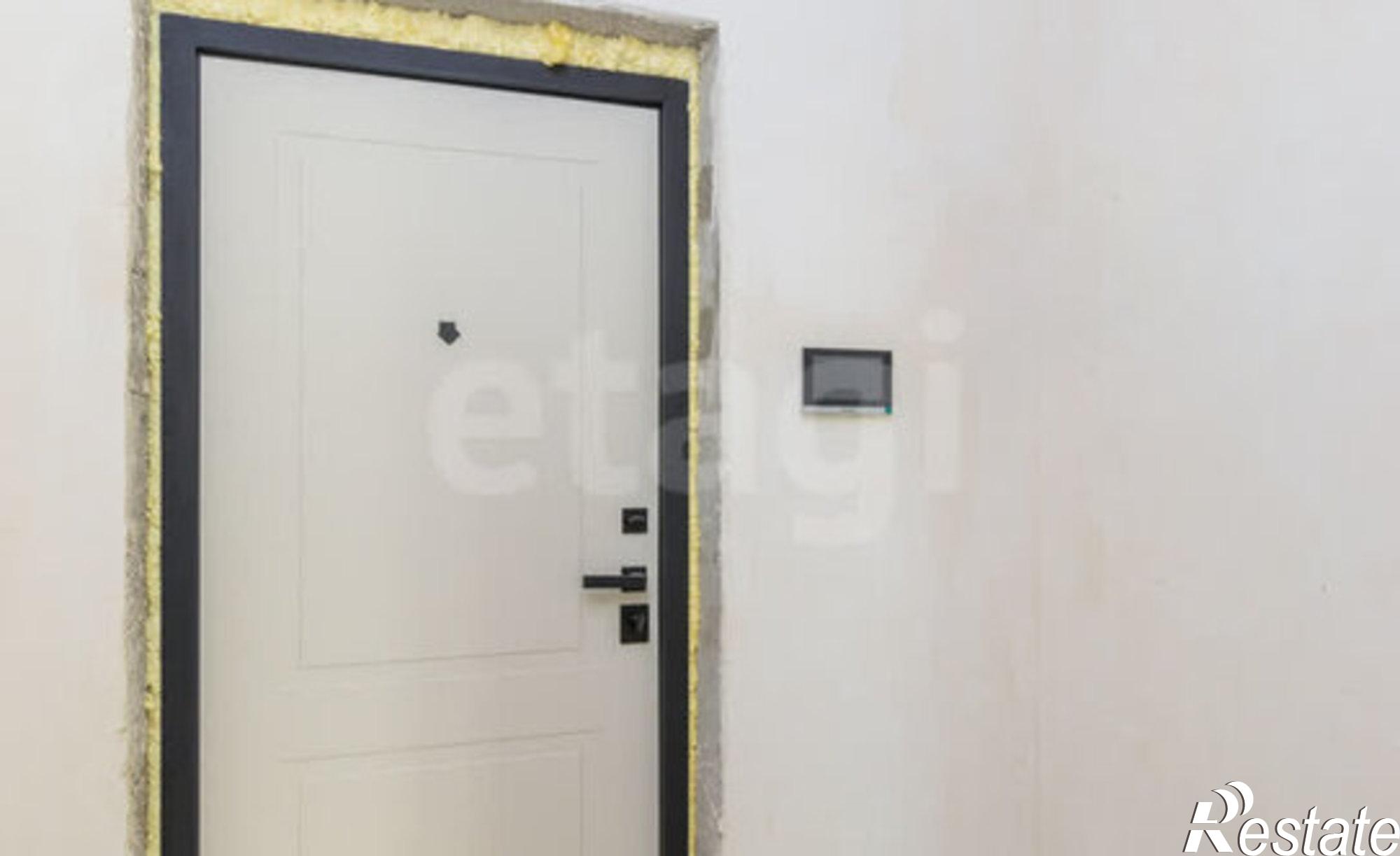 Купить квартиру за 5 700 000 рублей на улица Павла Никольского, 14