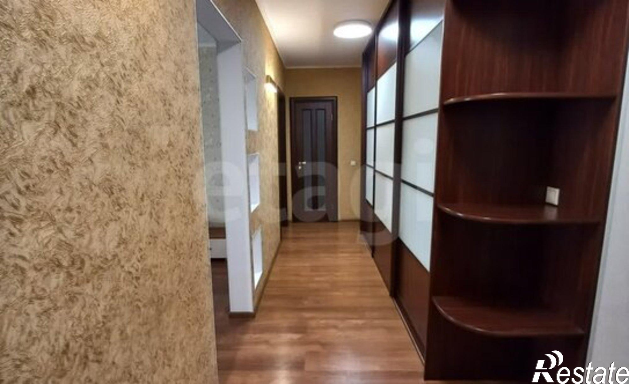 Купить квартиру за 7 300 000 рублей на Первомайская улица, 60 к1