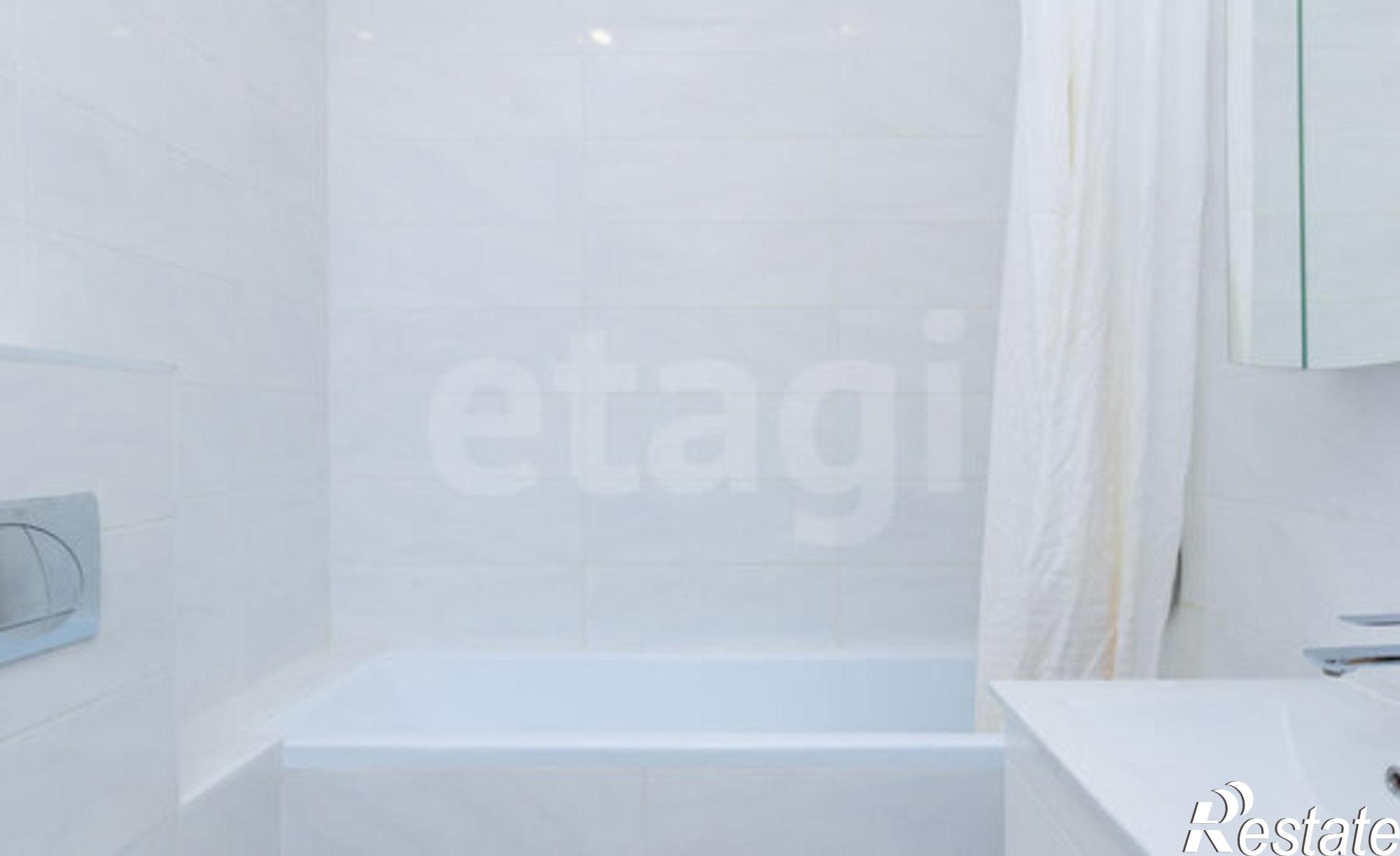 Купить квартиру за 7 300 000 рублей на Дамбовская улица, 25 к1