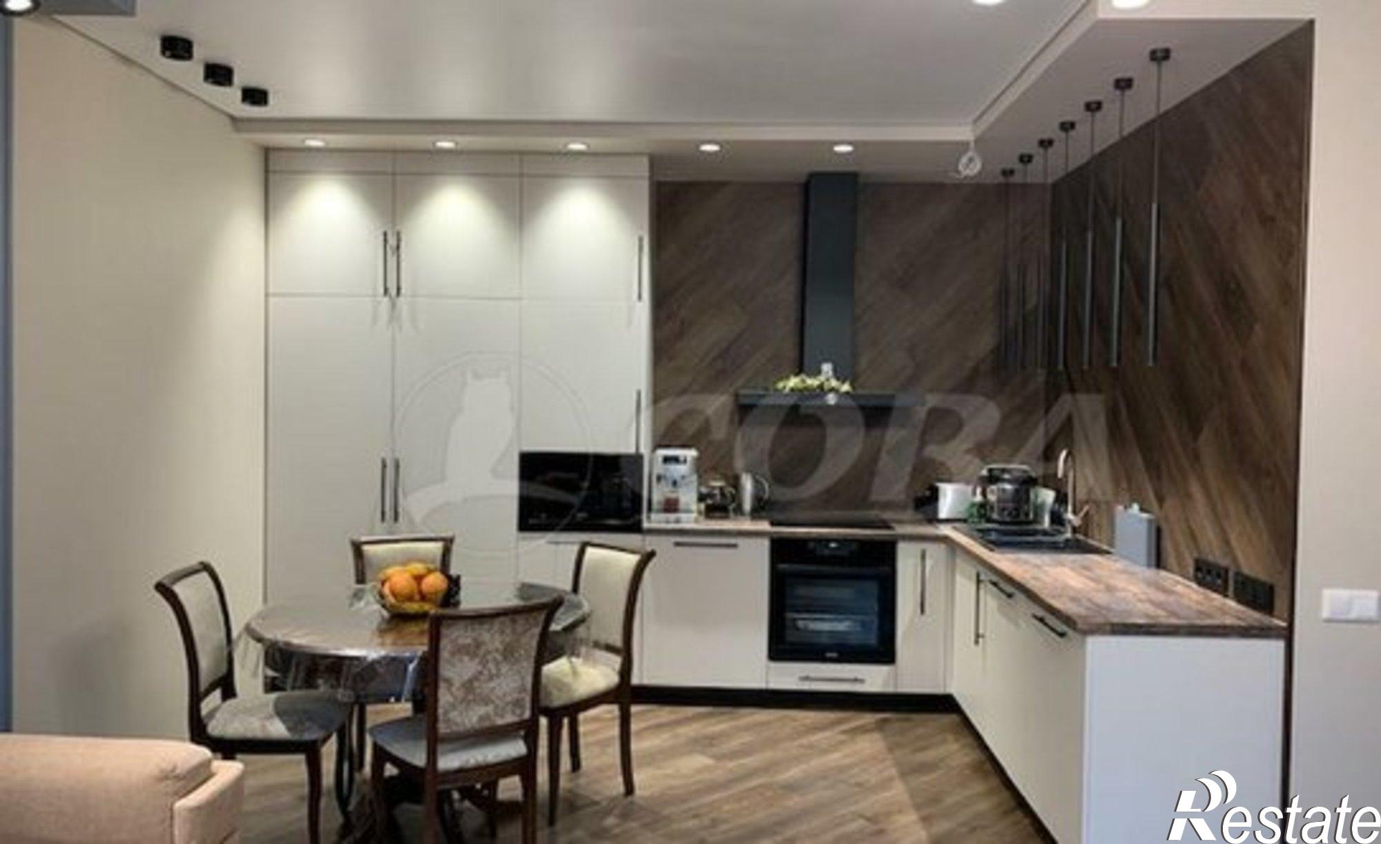 Купить квартиру за 13 260 000 рублей на ул Фармана Салманова, 12