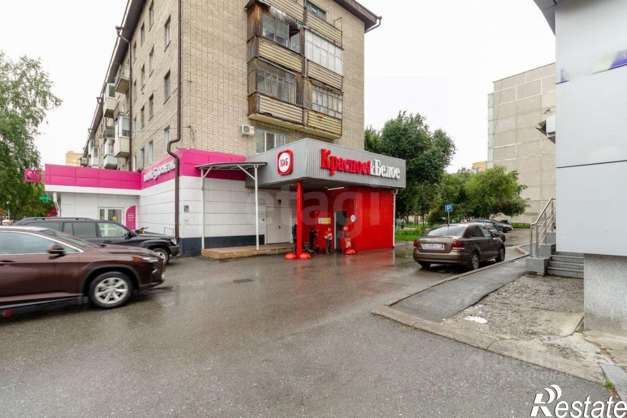 Купить торговое помещение за 22 000 000 рублей на Ямская улица, 75