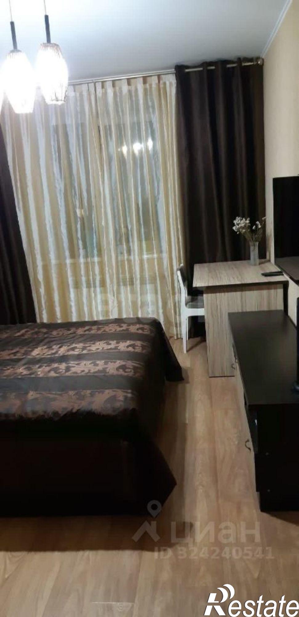 Сдать комнату за 13 000 рублей на ул Мельникайте, 132