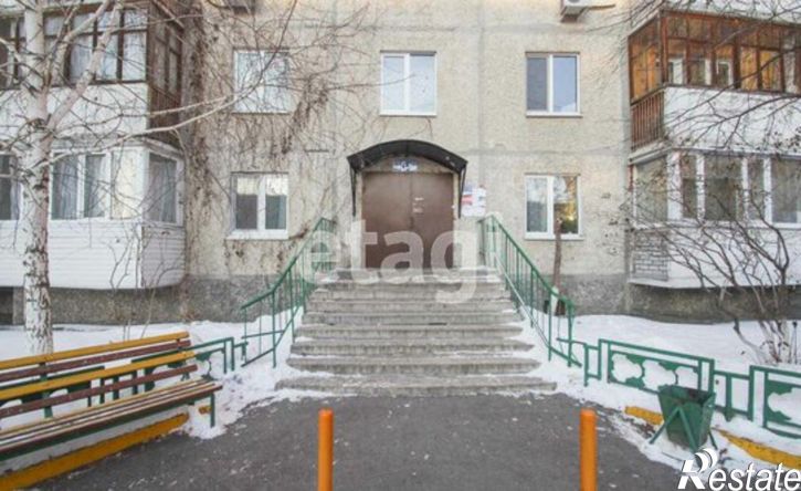 3-комн квартира улица Домостроителей, 18,  д. 18