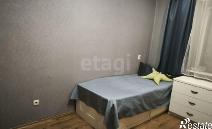 2-комн квартира улица Николая Чаплина, 115,  д. 115