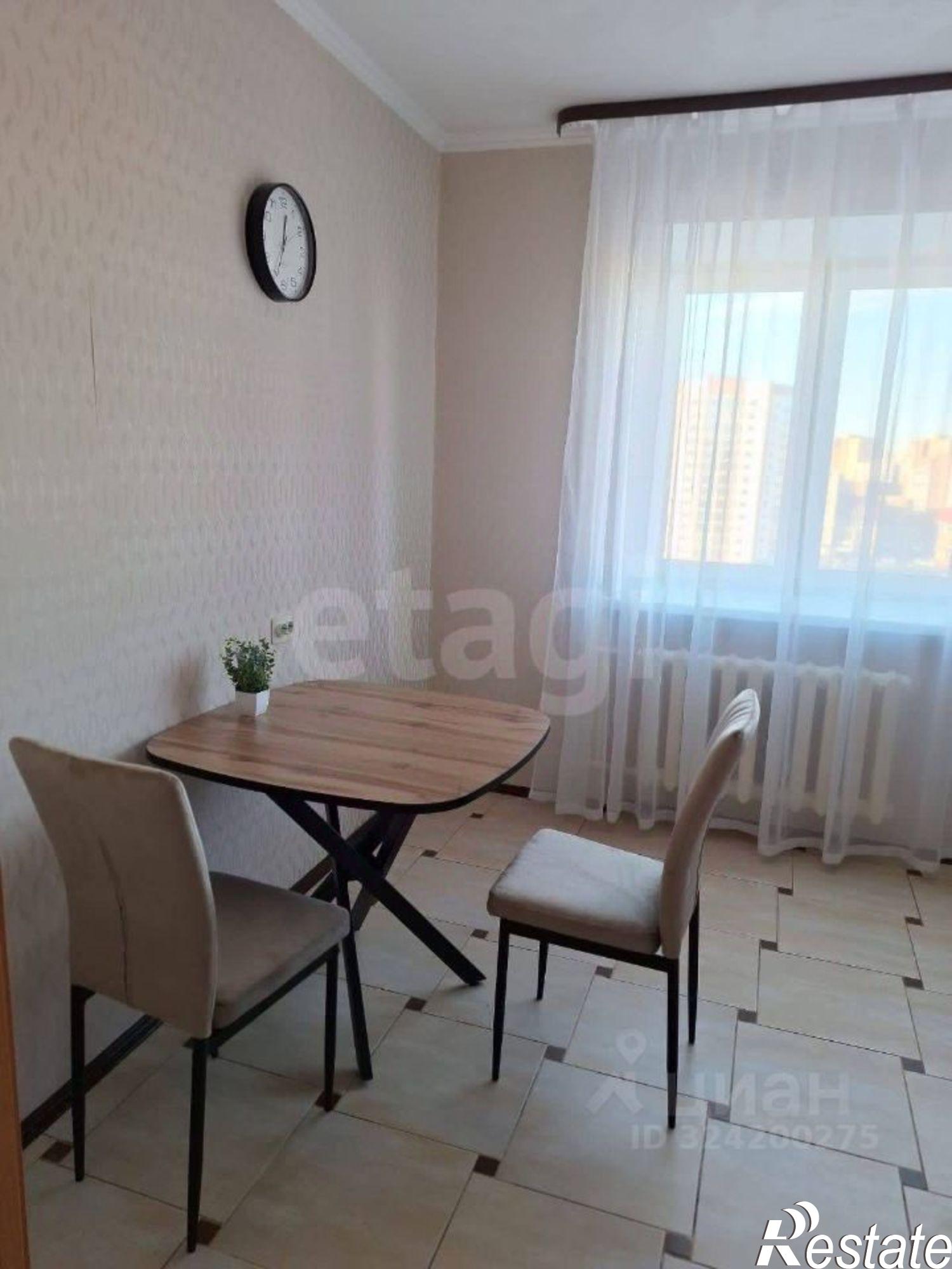 Сдать квартиру за 28 000 рублей на Широтная улица, 120 к1