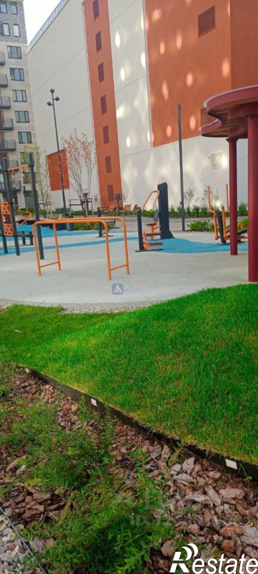 Купить квартиру за 4 000 000 рублей на Интернациональная улица, 199 к9