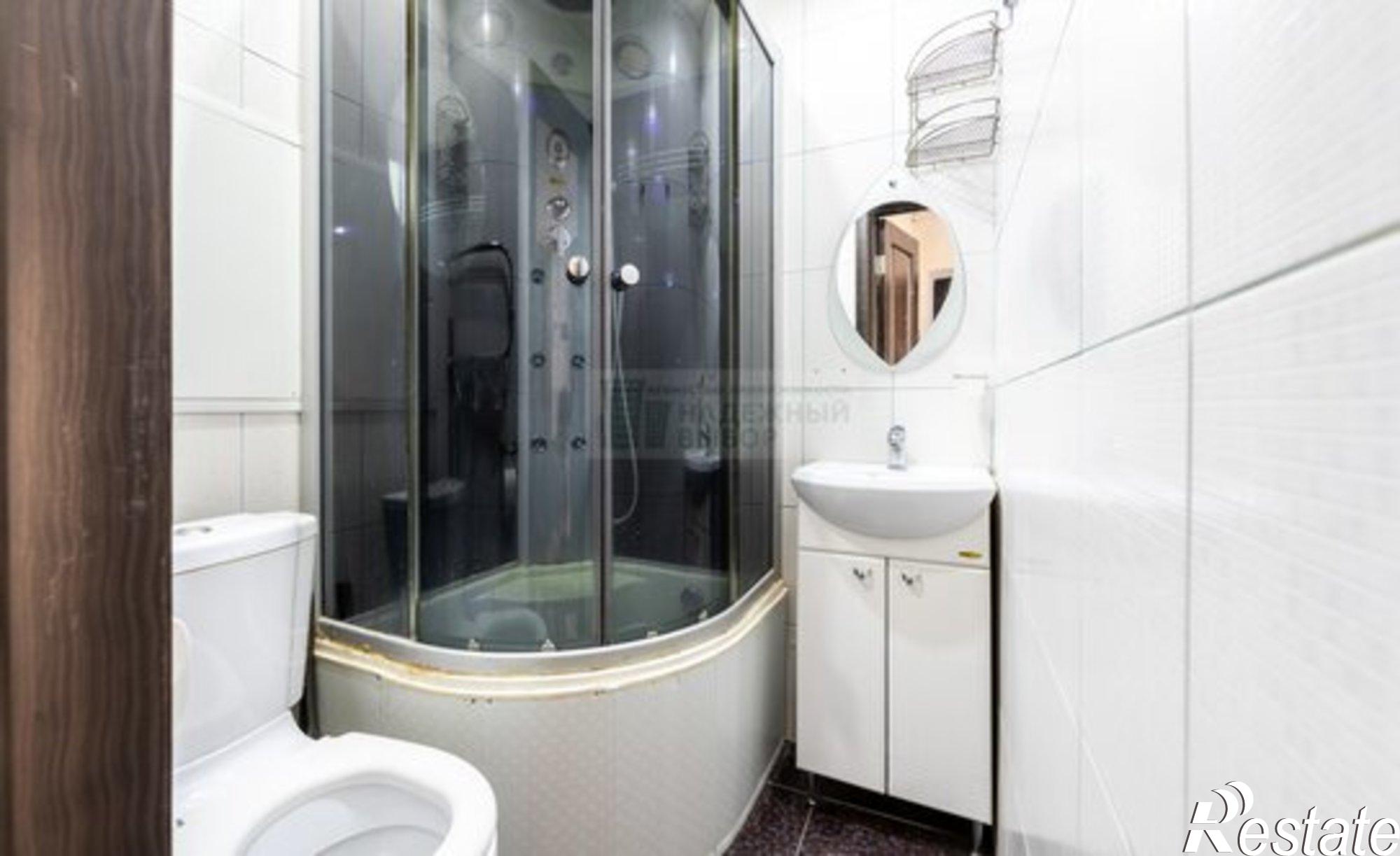 Купить квартиру за 3 800 000 рублей на улица Республики, 155