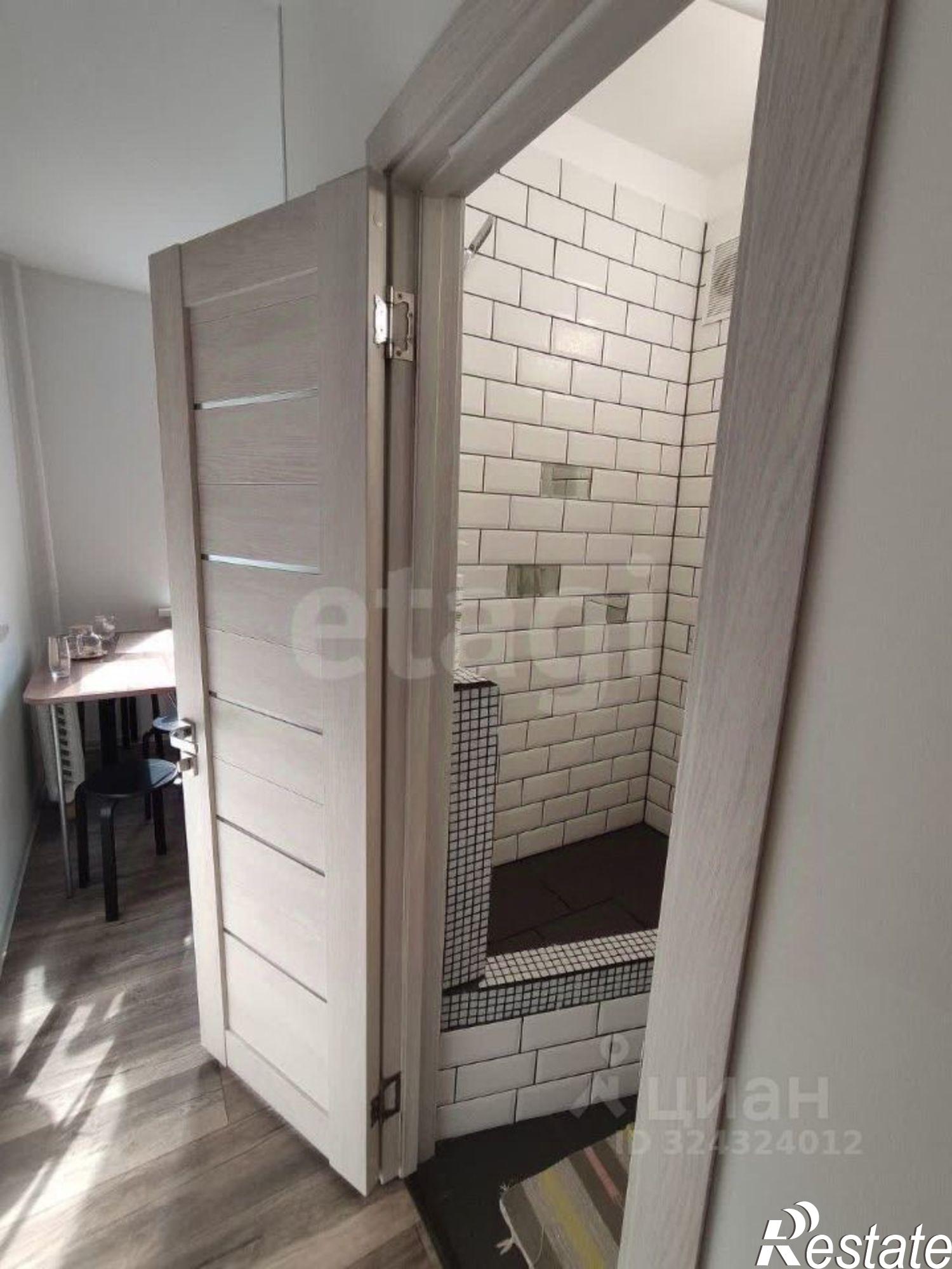 Купить квартиру за 3 580 000 рублей на ул Военная, 15 1