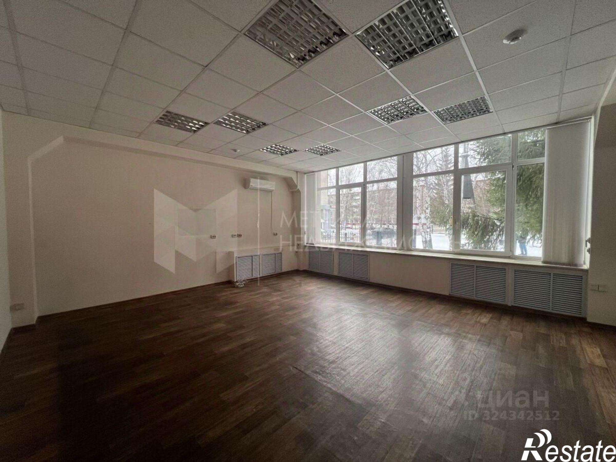 Сдать офис, помещение под офис за 80 000 рублей на улица Республики, 173