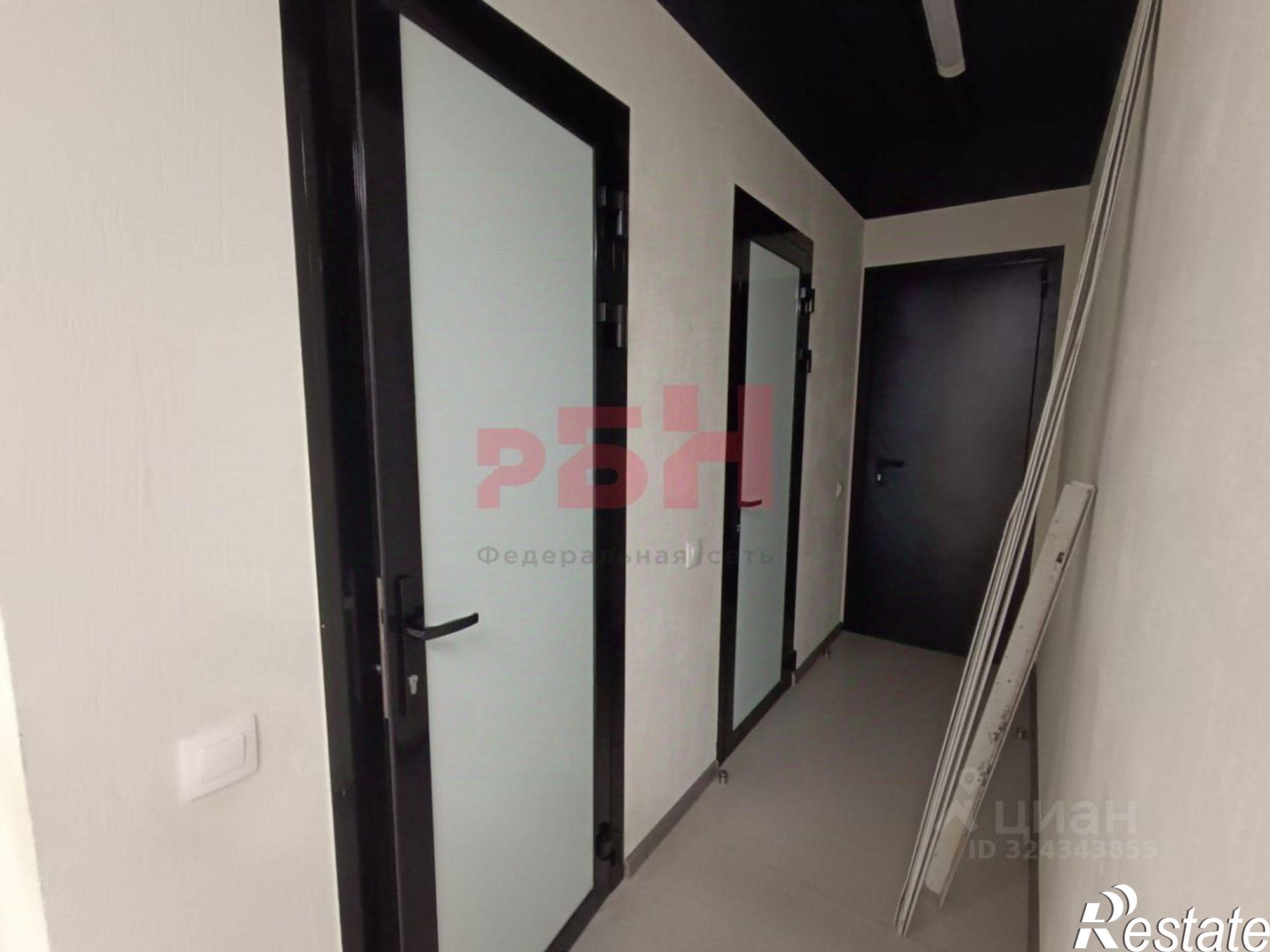 Сдать офис, помещение под офис за 94 507 рублей на улица Урицкого, 28 к1