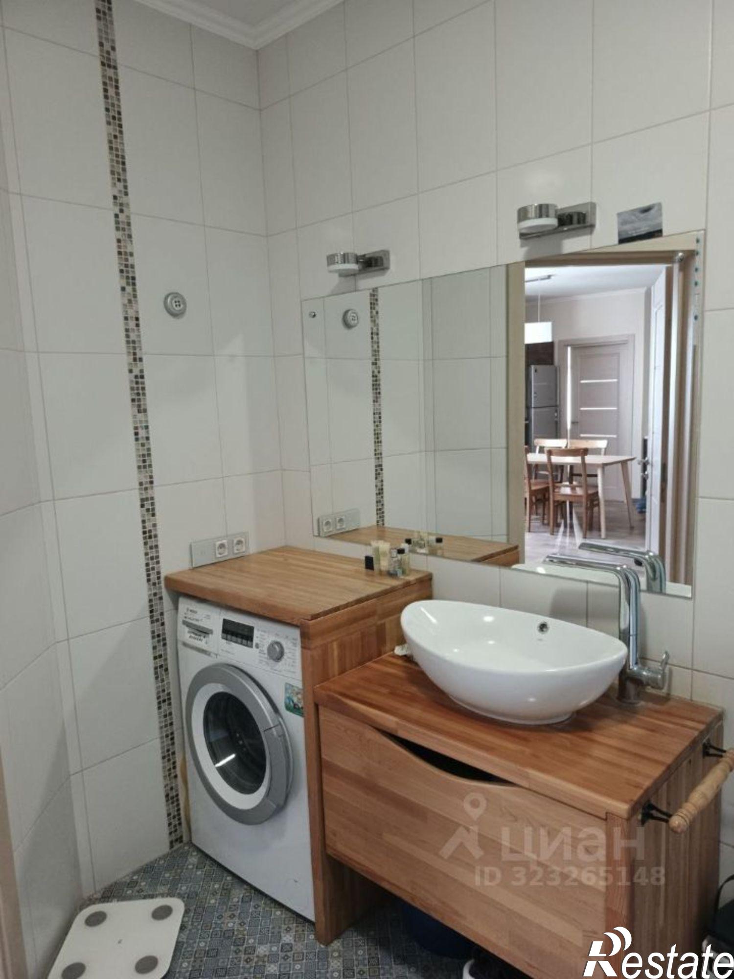 Сдать квартиру за 65 000 рублей на Харьковская улица, 64