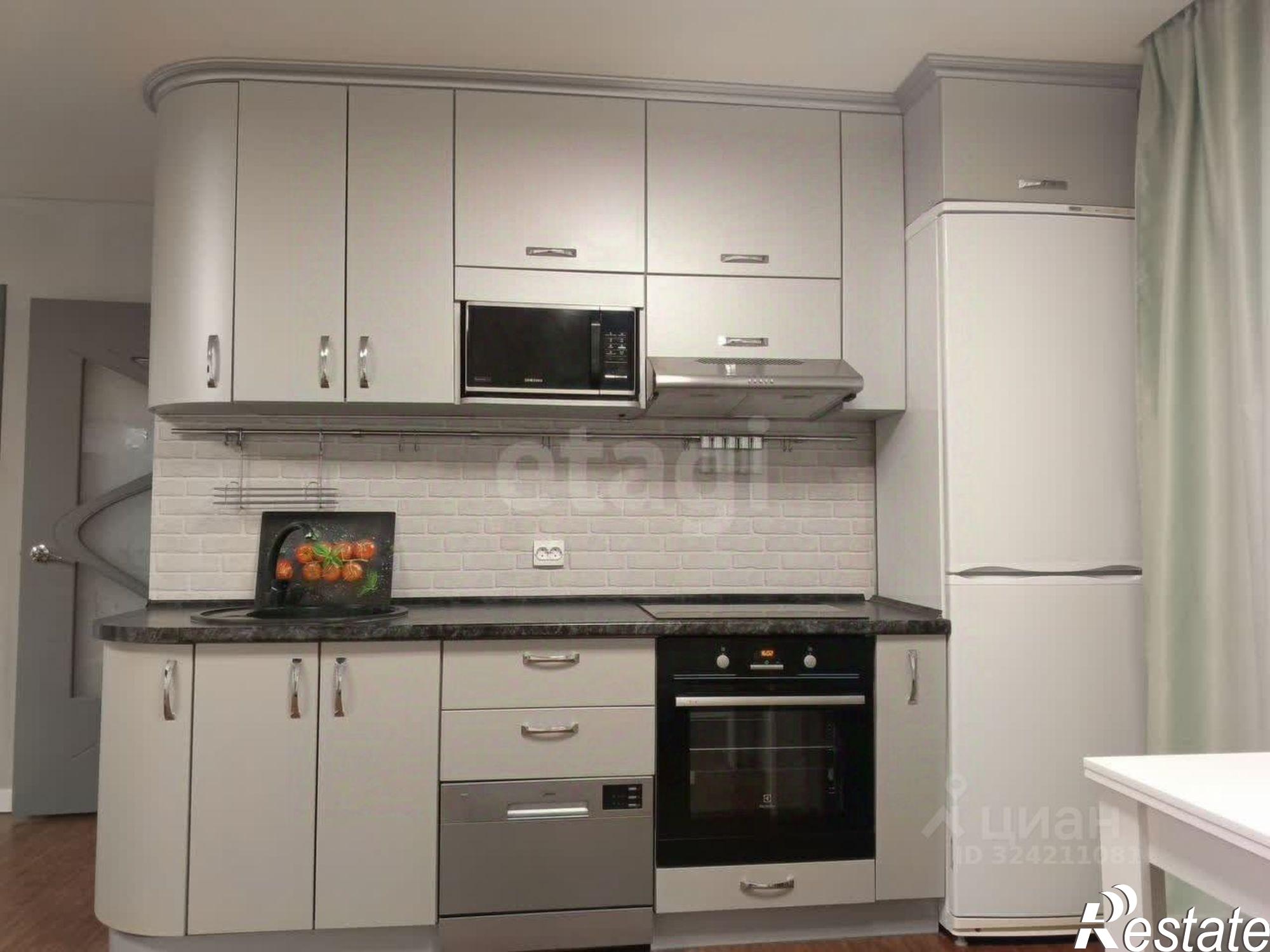 Сдать квартиру за 36 000 рублей на улица Мельникайте, 57