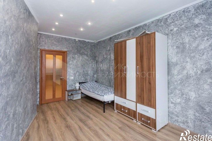 4-комн квартира Московский тракт, 141 к2,  д. 141 к2