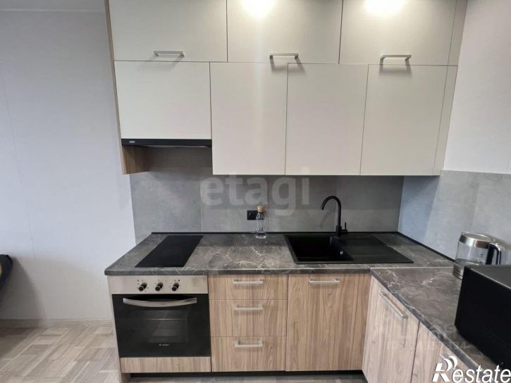 1-комн квартира улица Александра Протозанова, 4,  д. 4