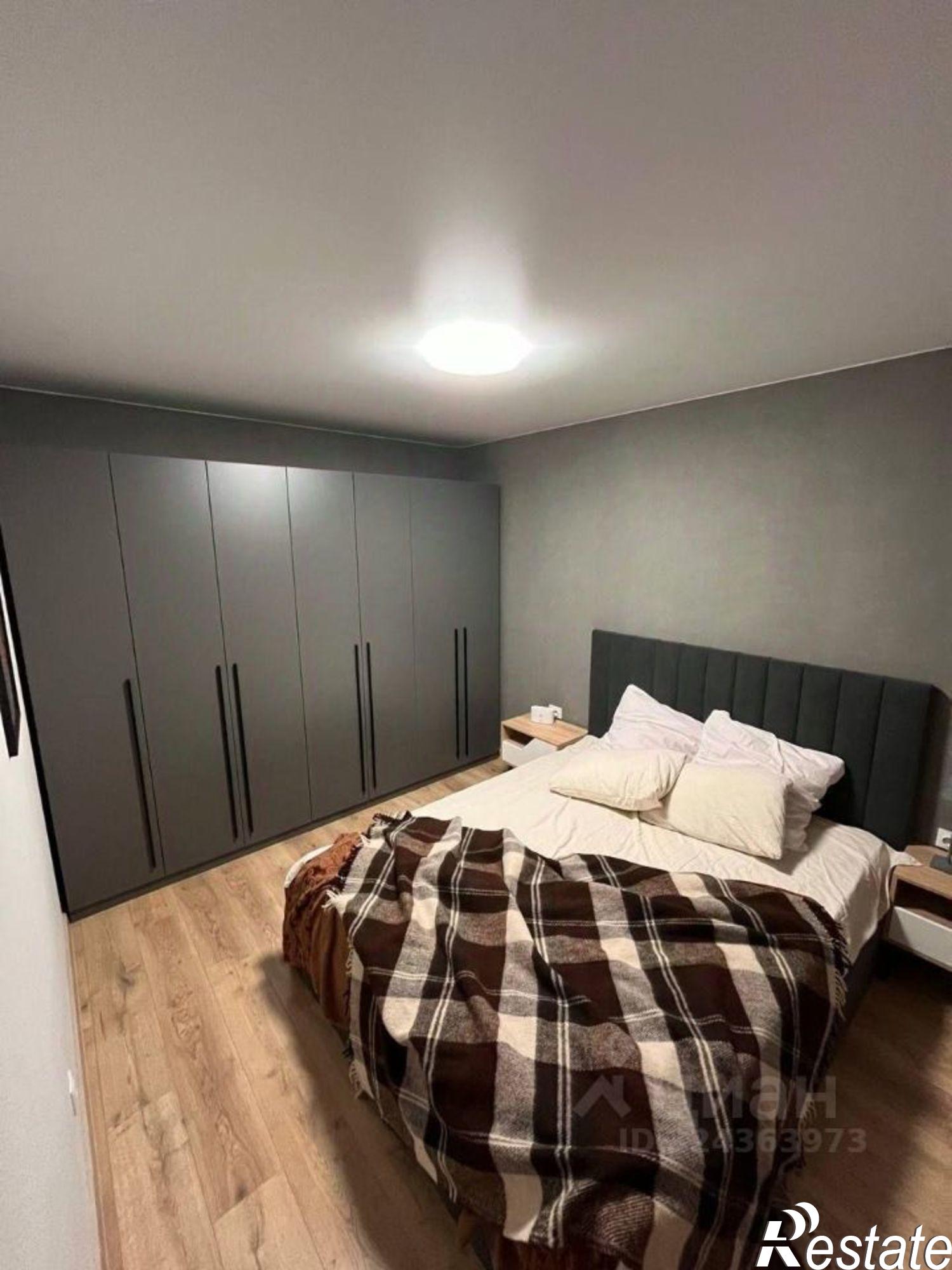 Сдать квартиру за 35 000 рублей на улица Новосёлов, 103