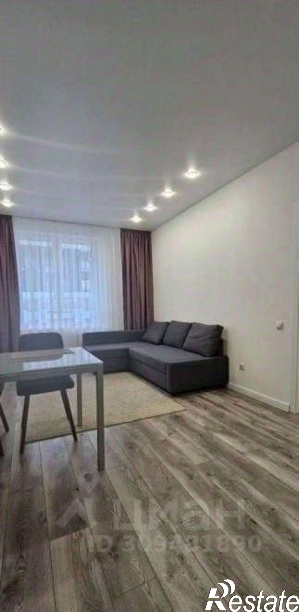 Сдать квартиру за 27 000 рублей на ул Александра Протозанова, 8