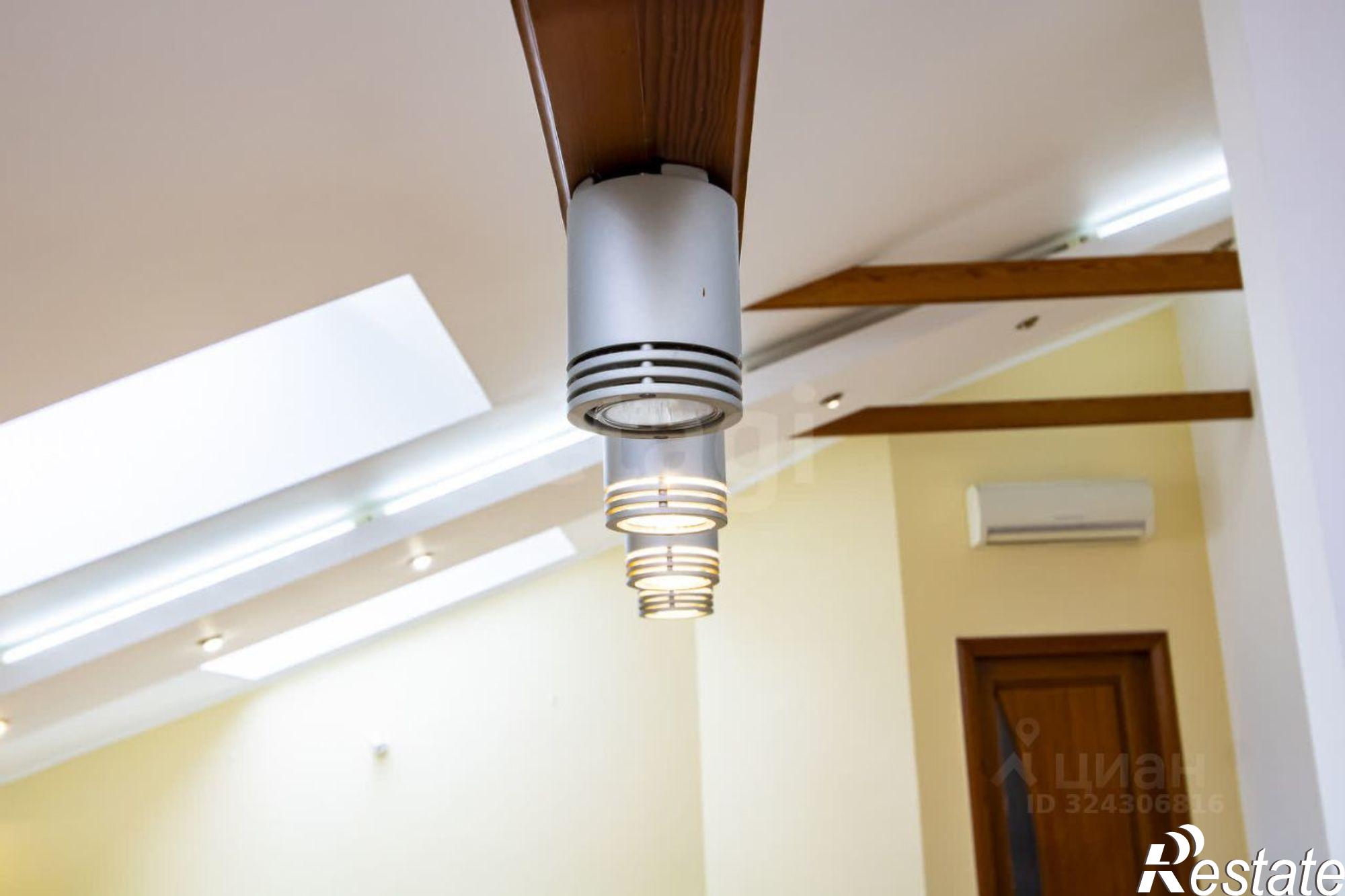 Купить квартиру за 11 500 000 рублей на улица Хохрякова, 10