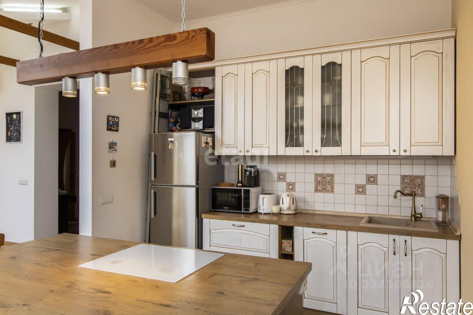 Купить квартиру за 11 500 000 рублей на улица Хохрякова, 10