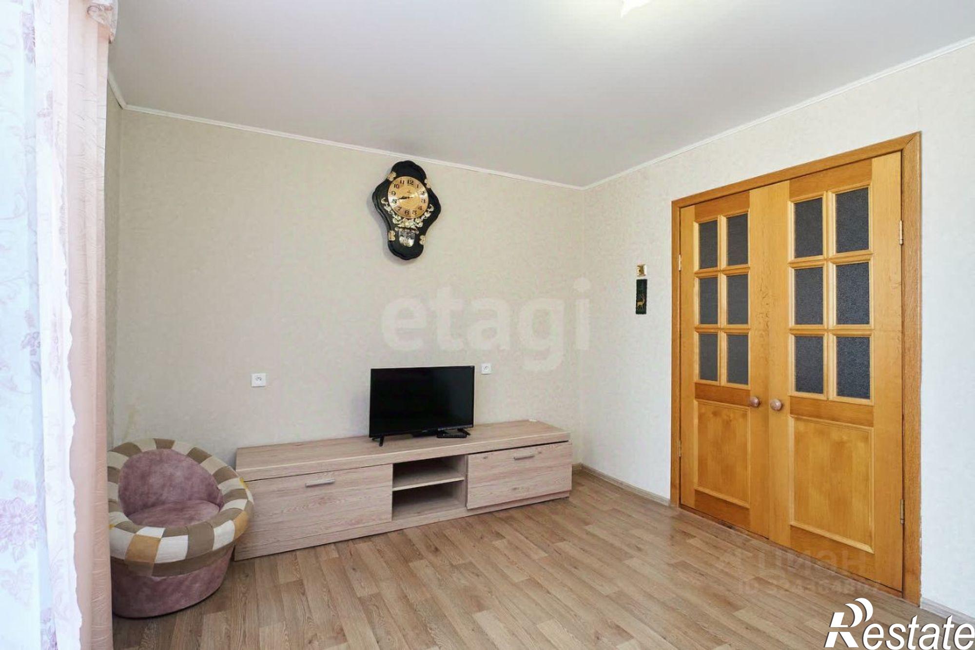 Купить квартиру за 6 200 000 рублей на Холодильная улица, 136