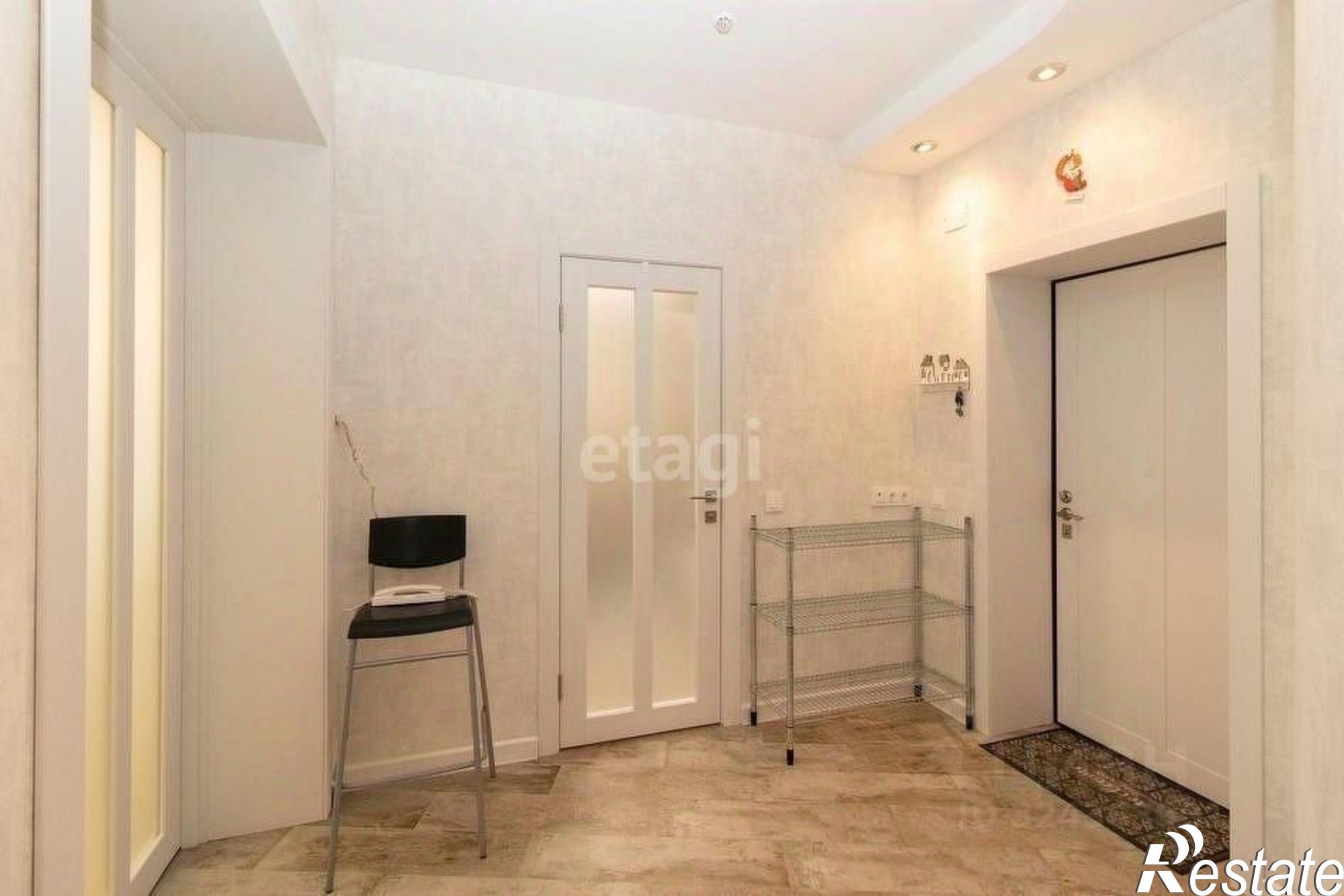 Купить квартиру за 15 000 000 рублей на ул Малыгина, 49 2