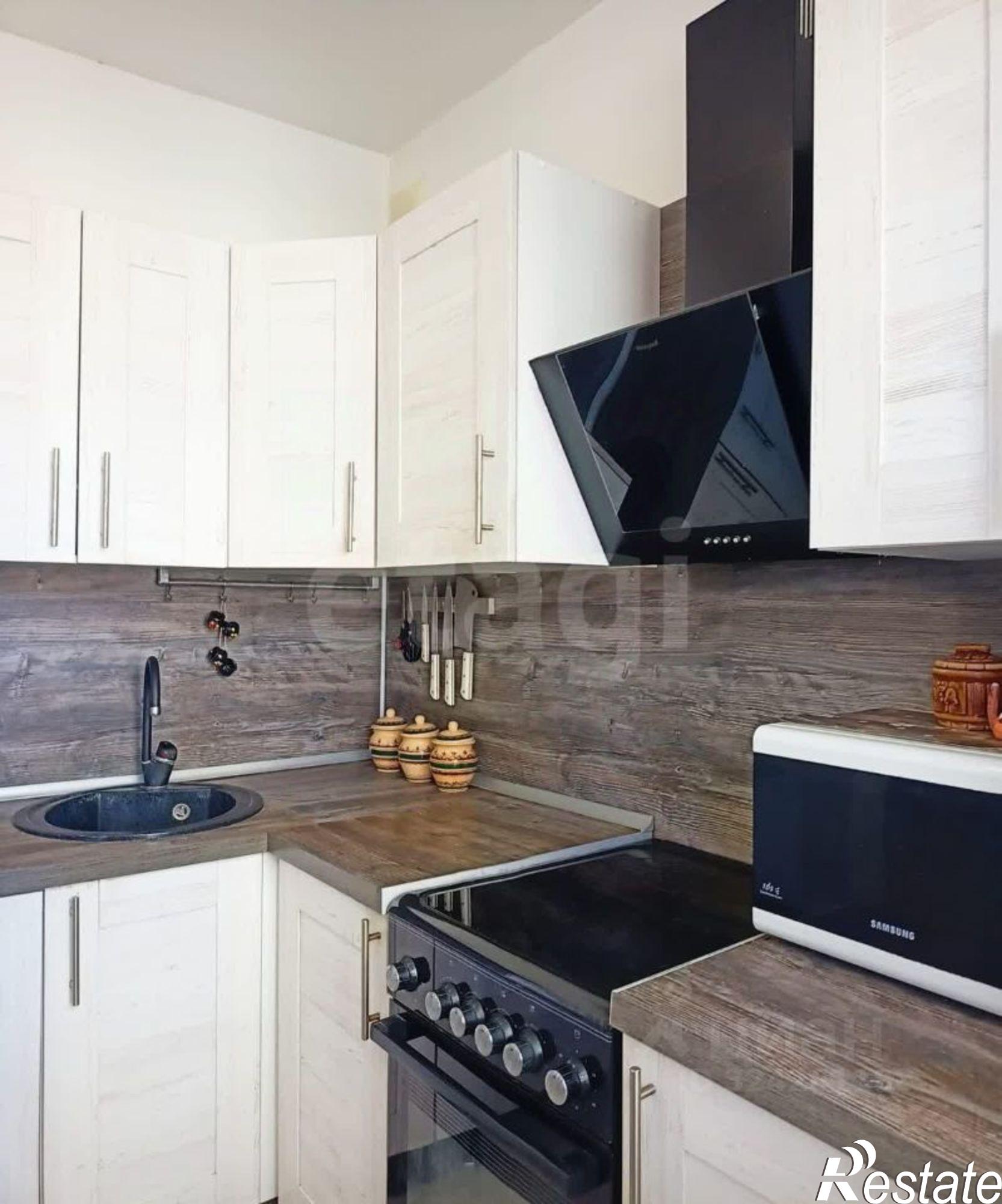 Купить квартиру за 5 470 000 рублей на ул Мельникайте, 94