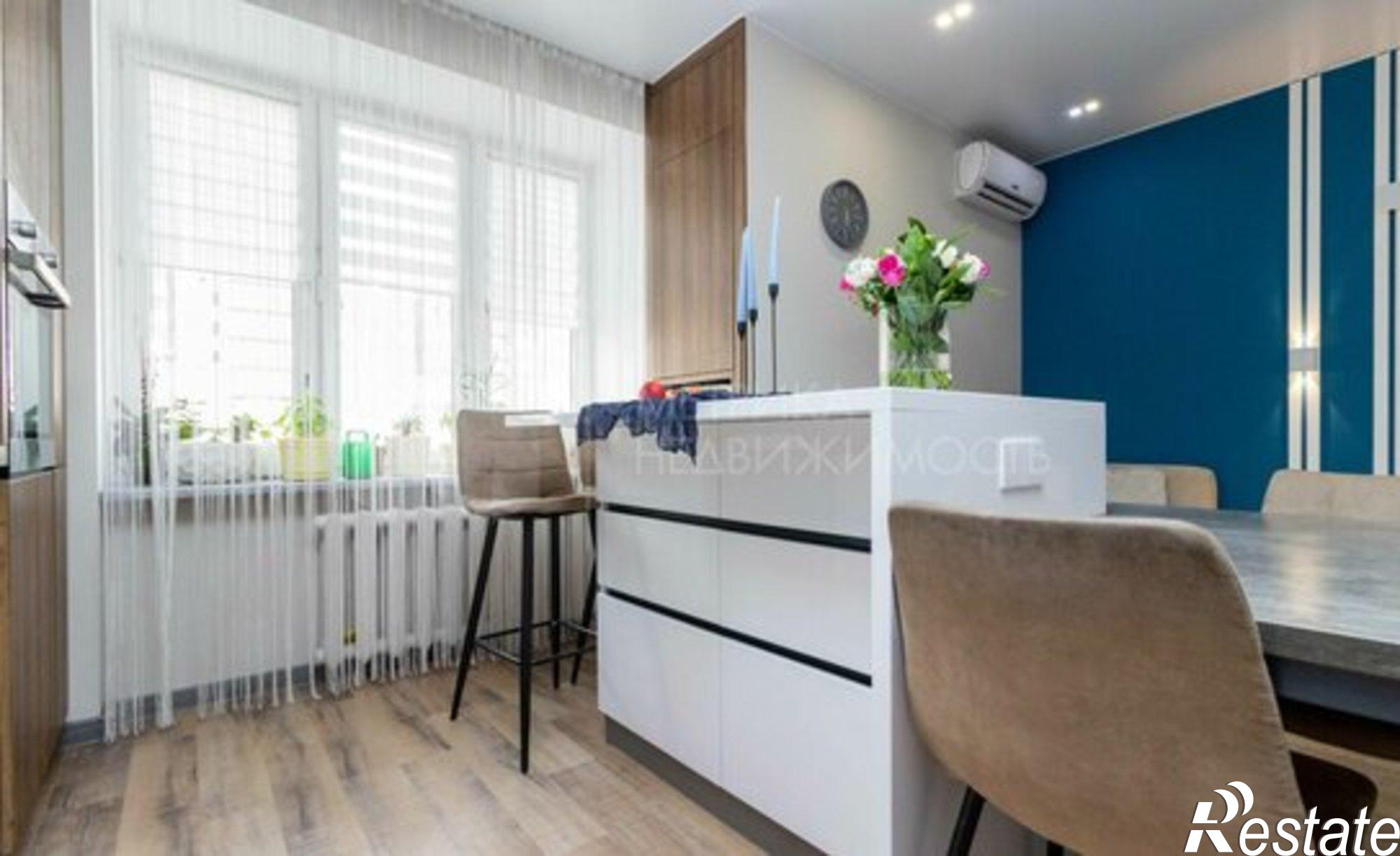 Купить квартиру за 11 800 000 рублей на улица Малиновского, 8