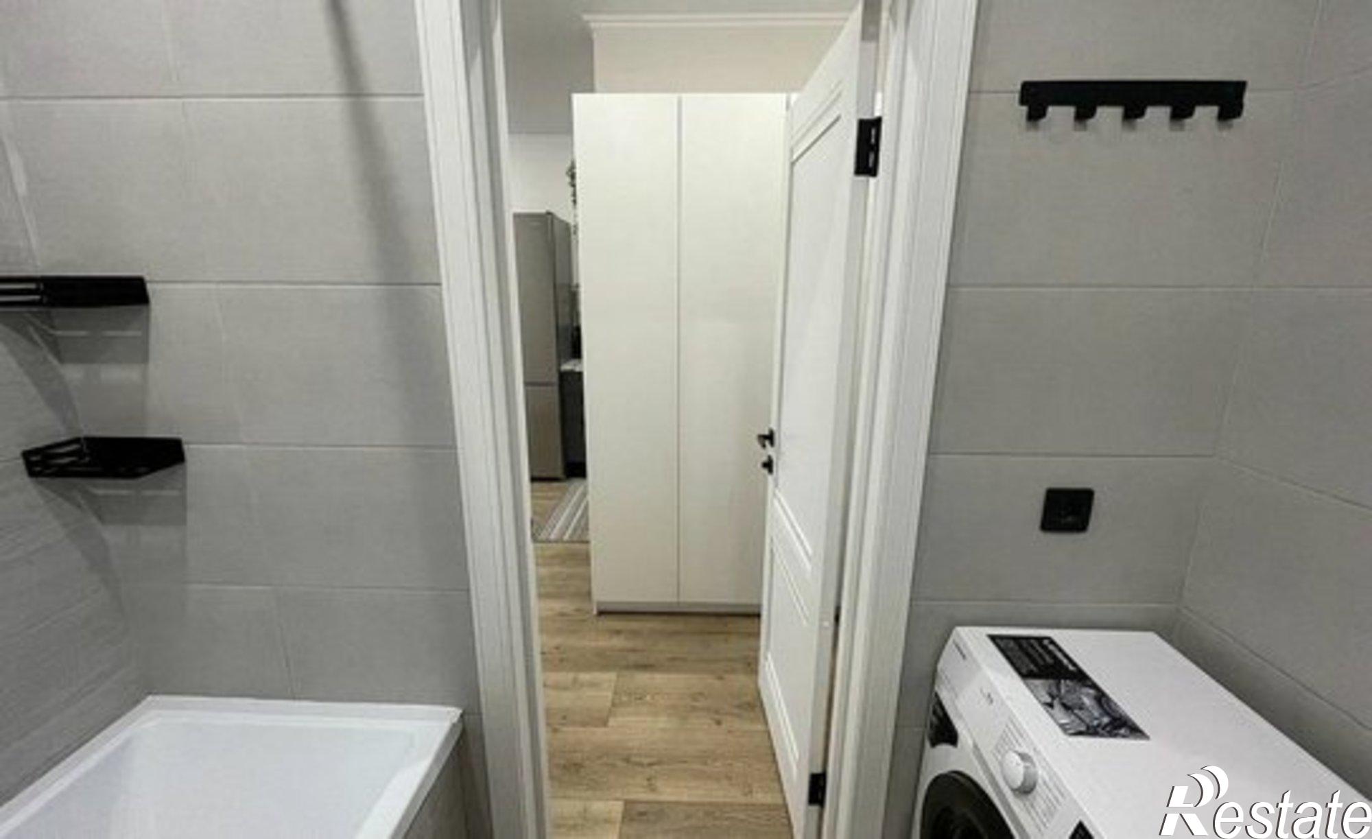 Купить квартиру за 5 499 000 рублей на улица Фармана Салманова, 3