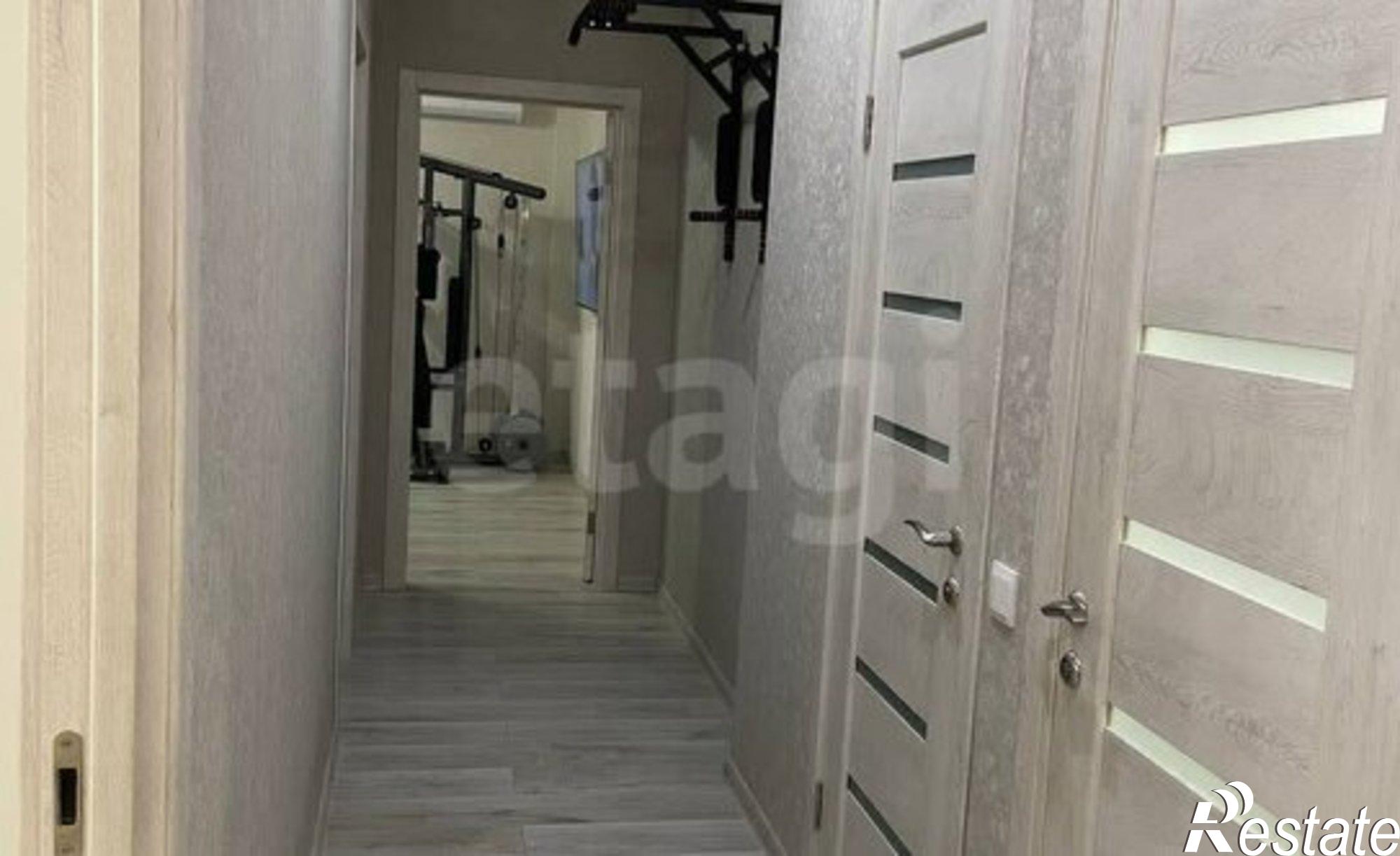 Купить квартиру за 9 400 000 рублей на Таврическая улица, 9 к5