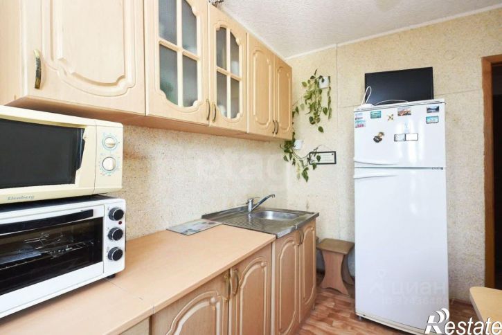 3-комн квартира Холодильная улица, 136,  д. 136