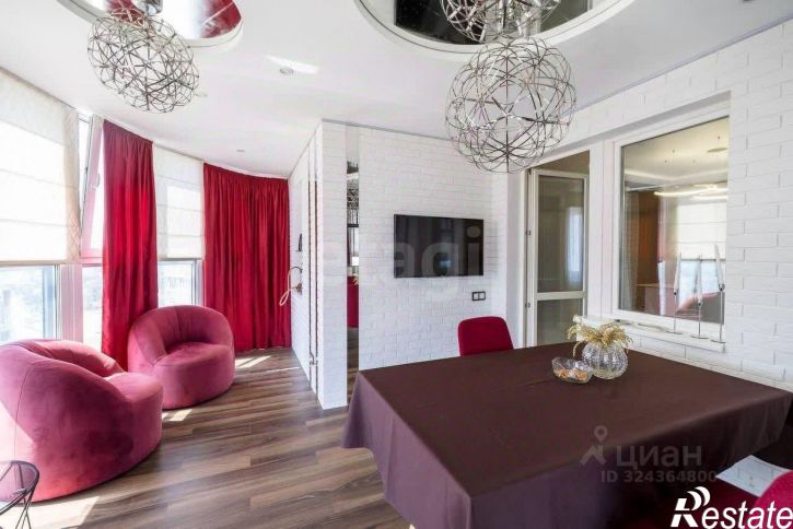 3-комн квартира ул Федюнинского, 64,  д. 64