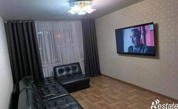 3-комн квартира улица Бориса Опрокиднева, 12,  д. 12