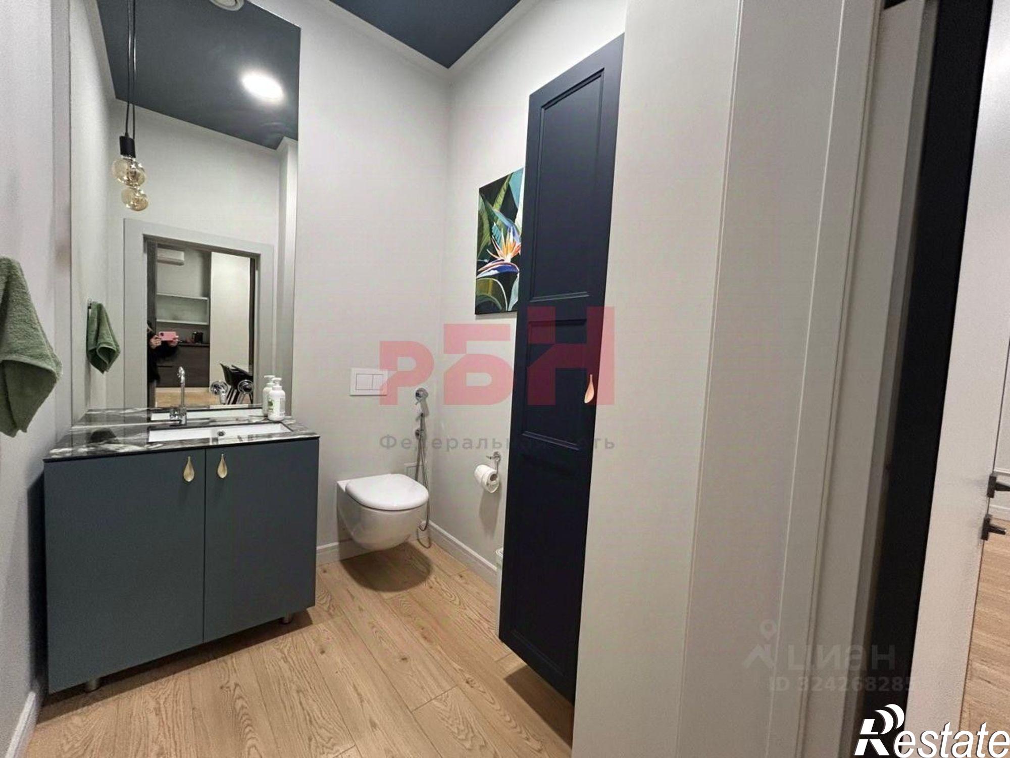 Сдать офис, помещение под офис за 100 002 рублей на ул Комсомольская, 75