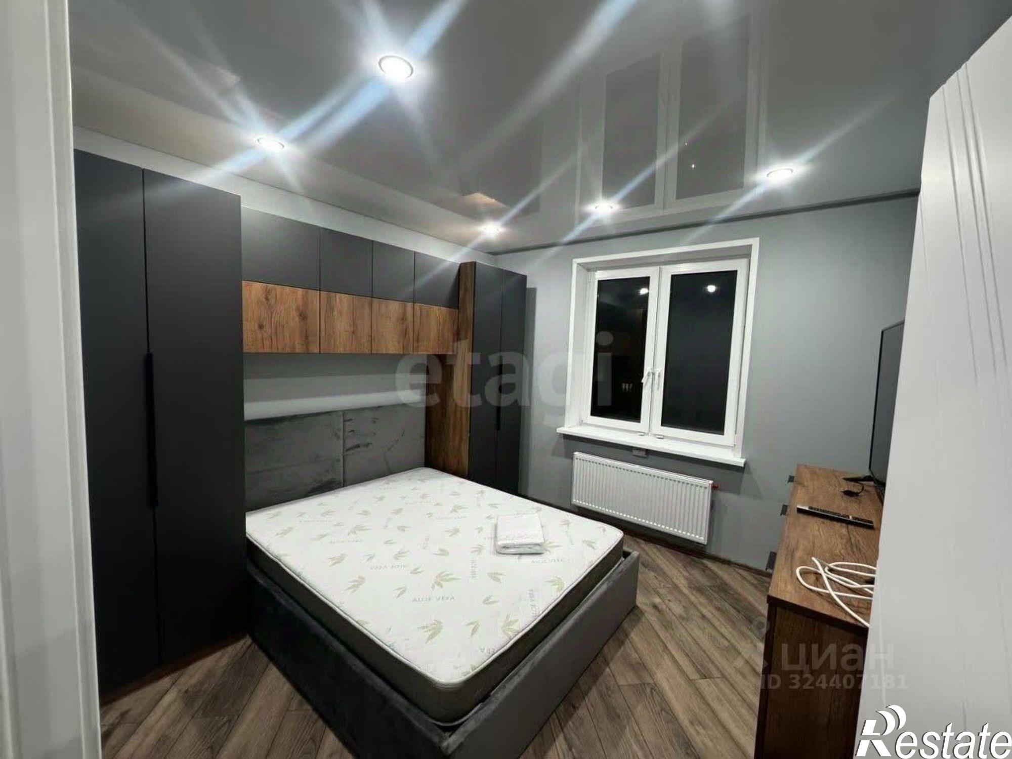 Купить квартиру за 10 000 000 рублей на улица Республики, 204 к11