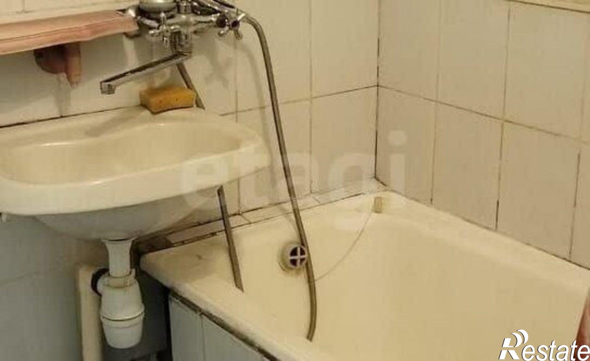 Купить квартиру за 2 800 000 рублей на ул Республики, 237