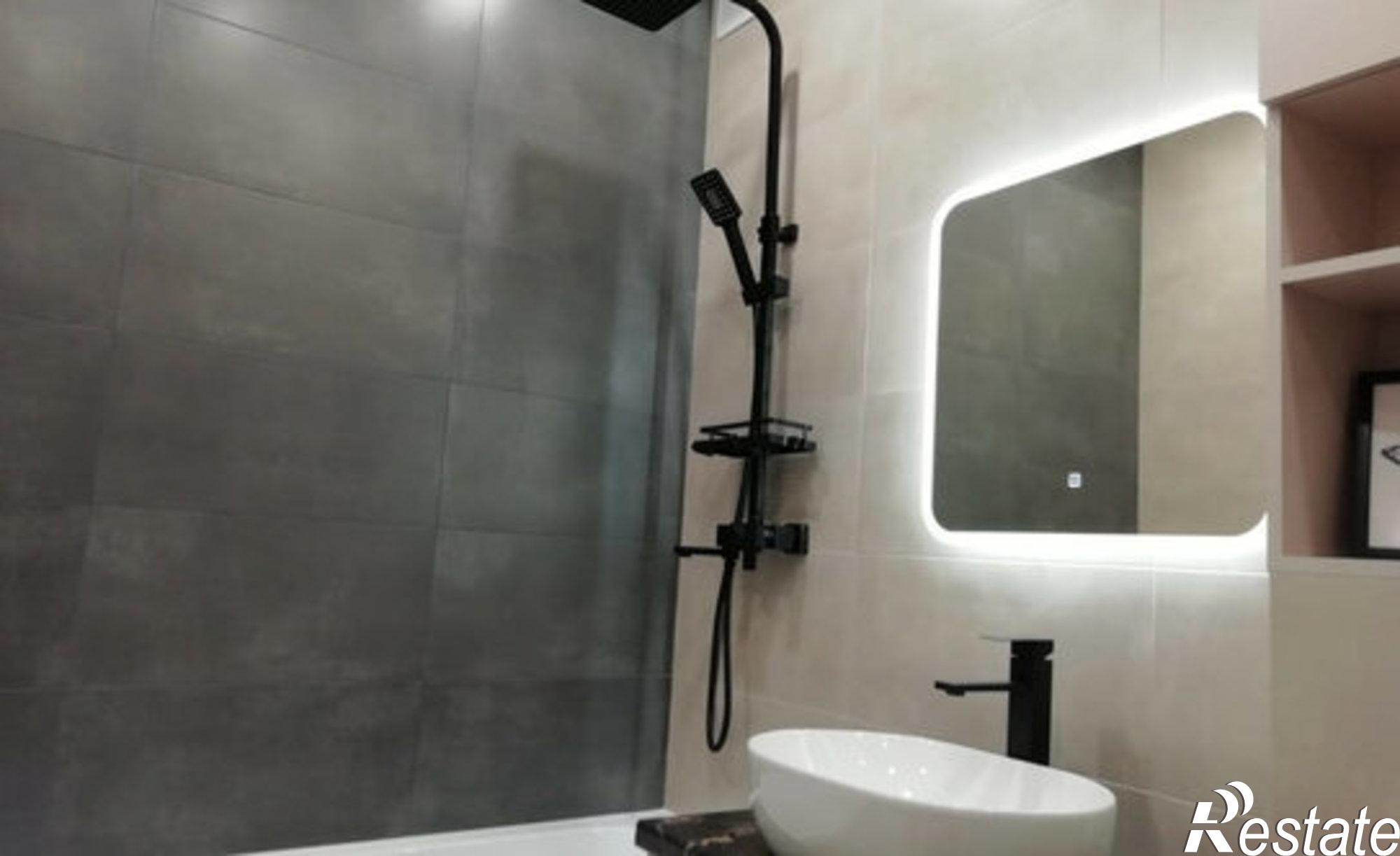 Купить квартиру за 6 940 000 рублей на улица Республики, 203