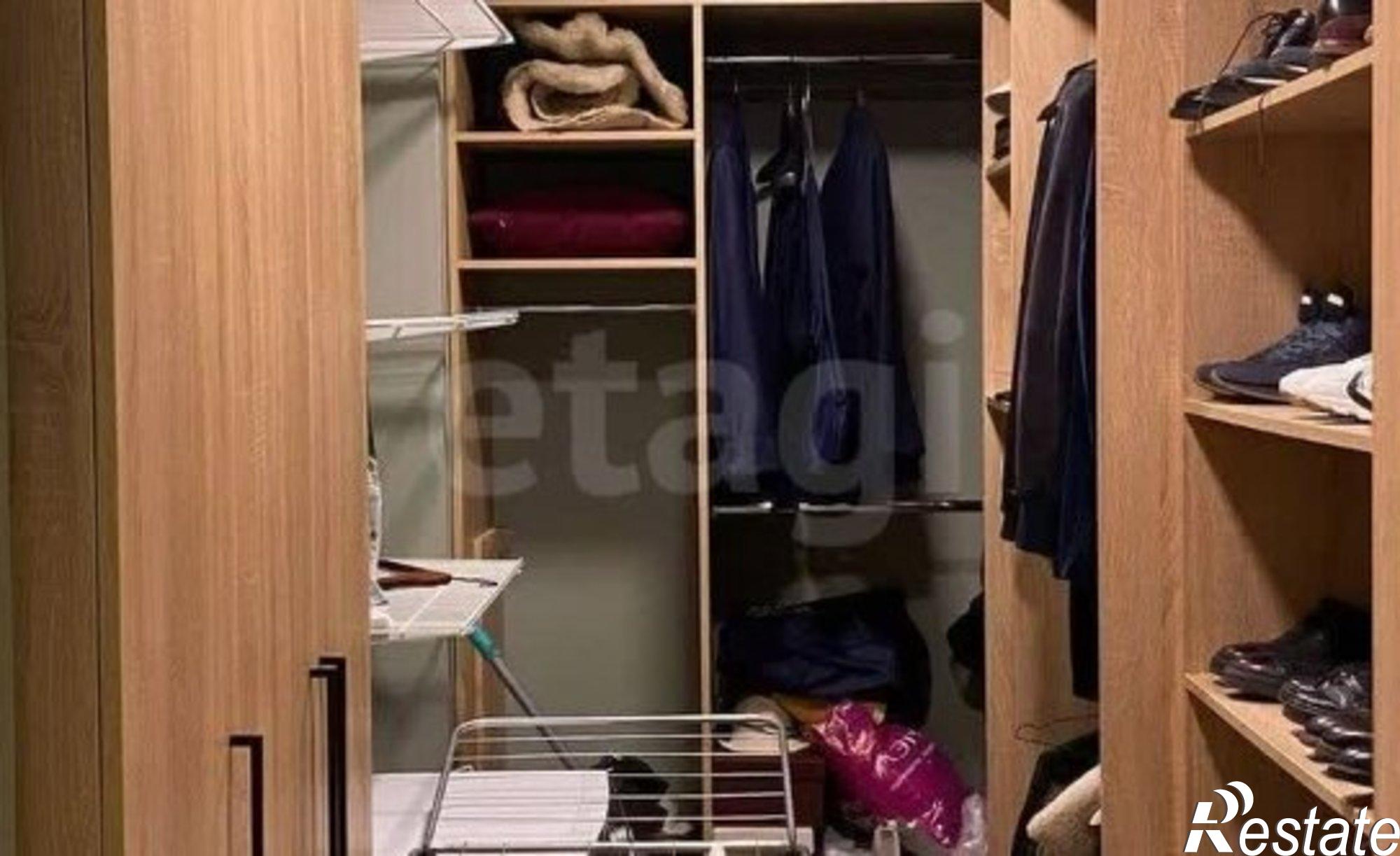 Купить квартиру за 15 000 000 рублей на улица 50 лет Октября, 57Б