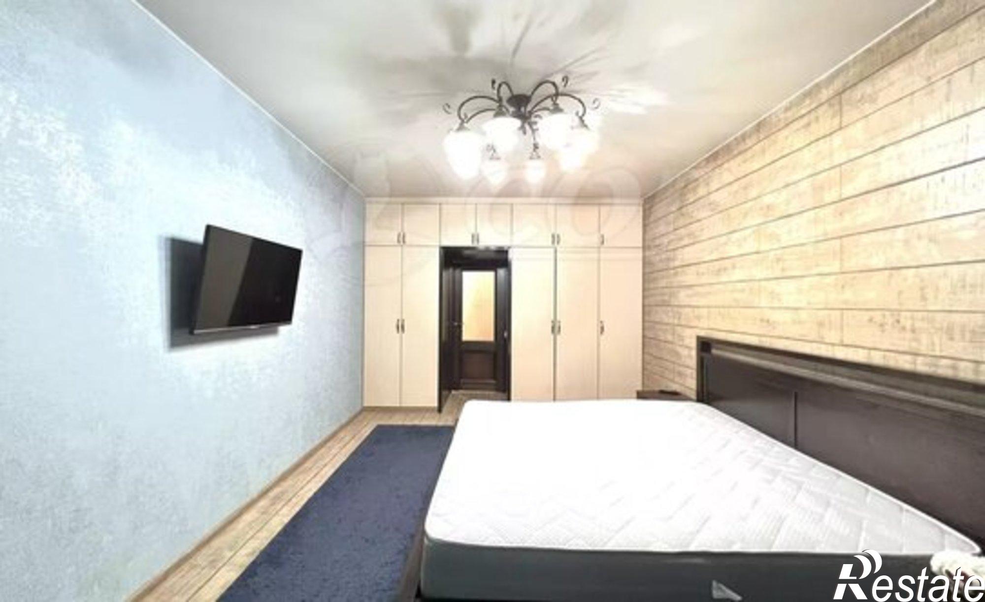 Купить квартиру за 12 000 000 рублей на Суходольская улица, 12