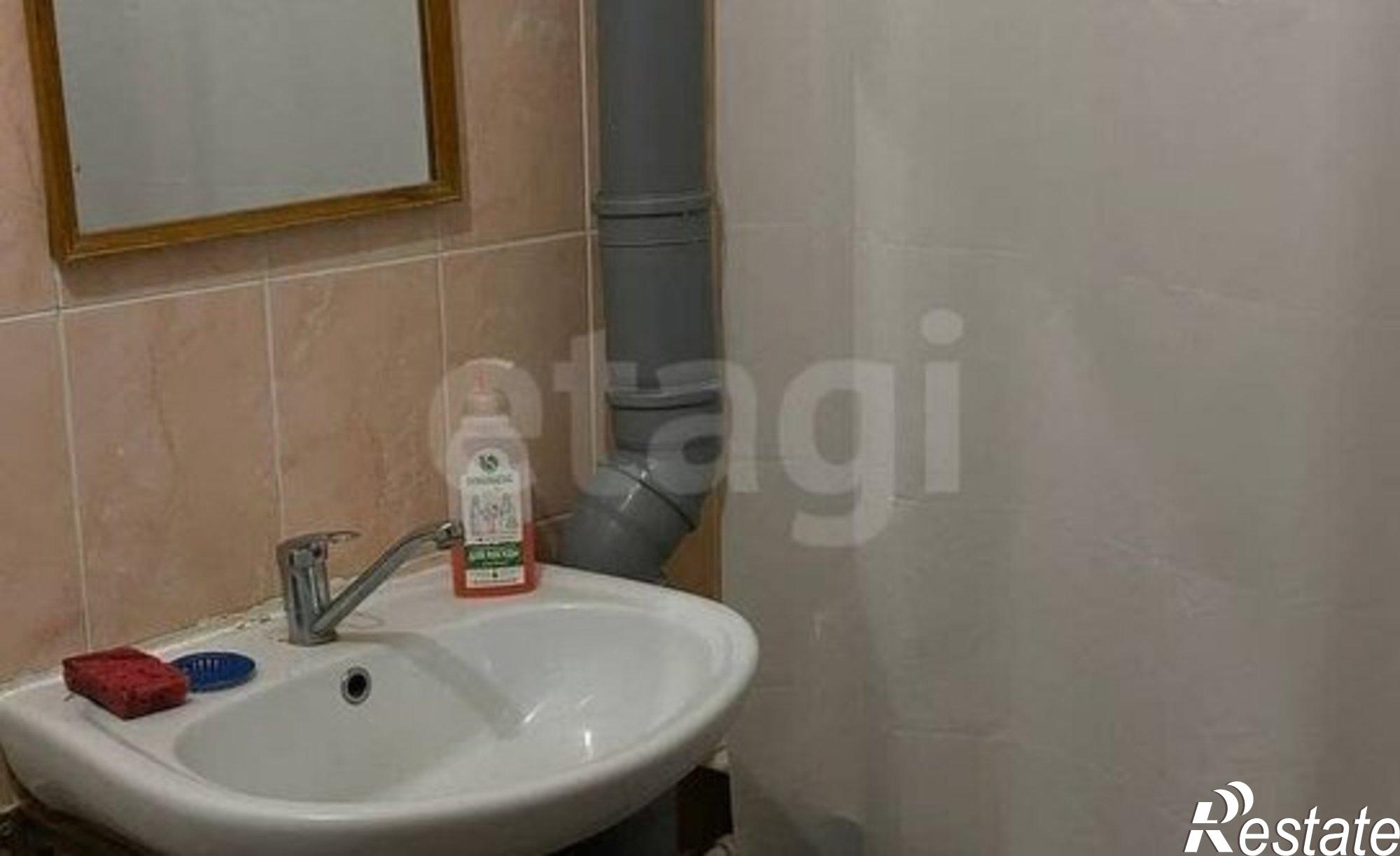 Купить квартиру за 3 079 000 рублей на ул Республики, 246