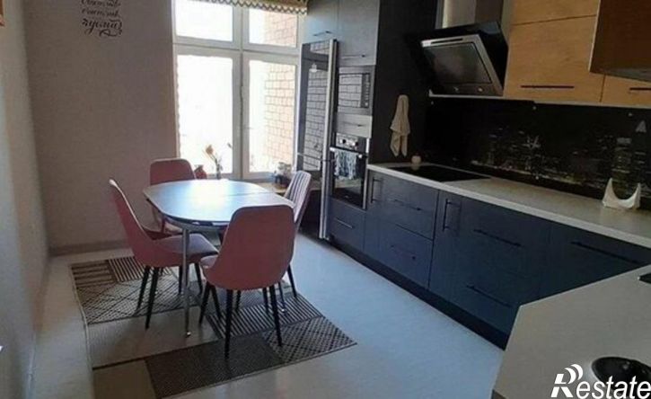 3-комн квартира ул Прокопия Артамонова, 15,  д. 15